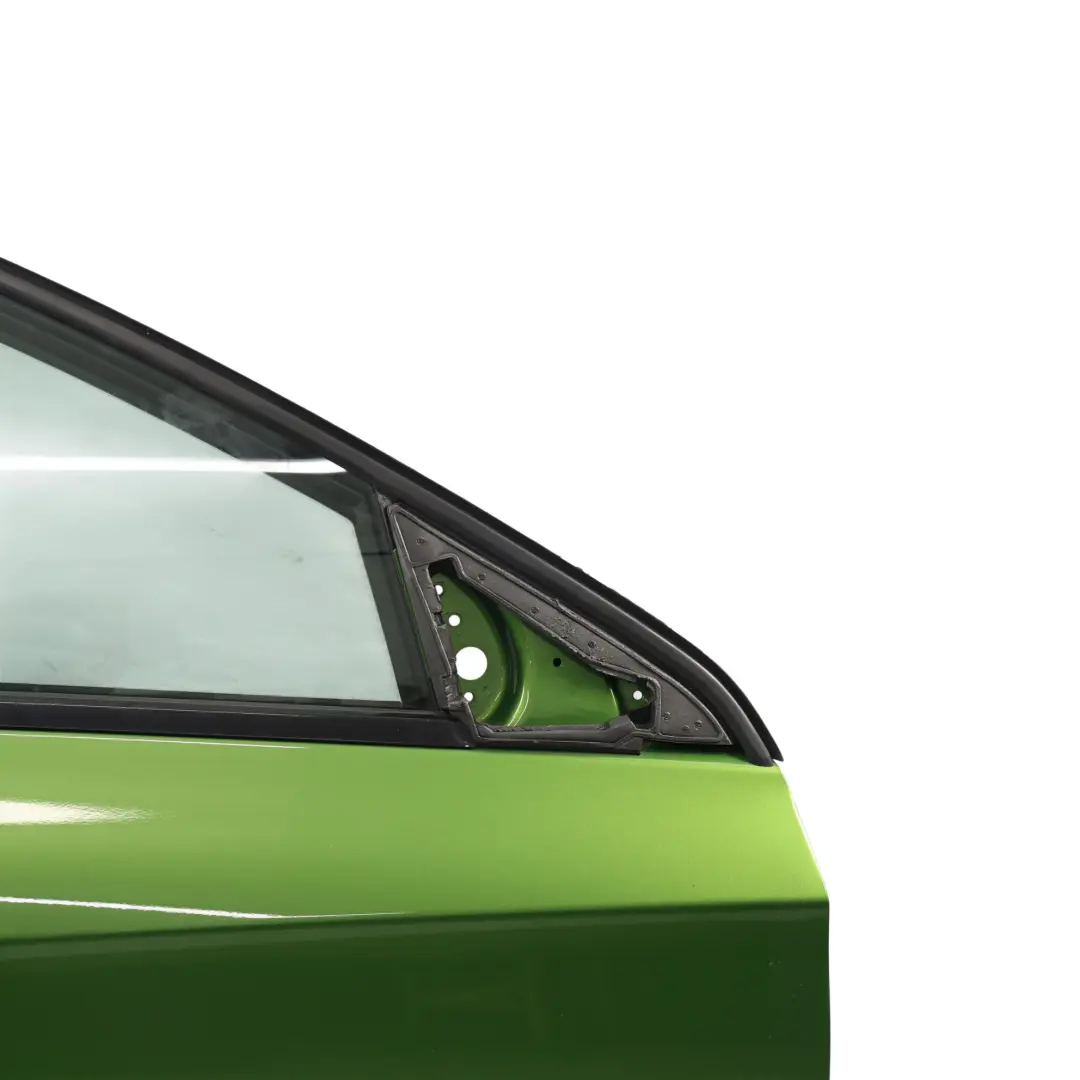 Drzwi Prawe Przednie Elbaite Green Zielony Metalik - 175 do Mercedes W176 o numerze A1767200205 Mercedes W176 Drzwi Prawe Przednie Elbaite Green Zielony Metalik - 175 - SKU A1767200205-ELBA - Numer Części A1767200205