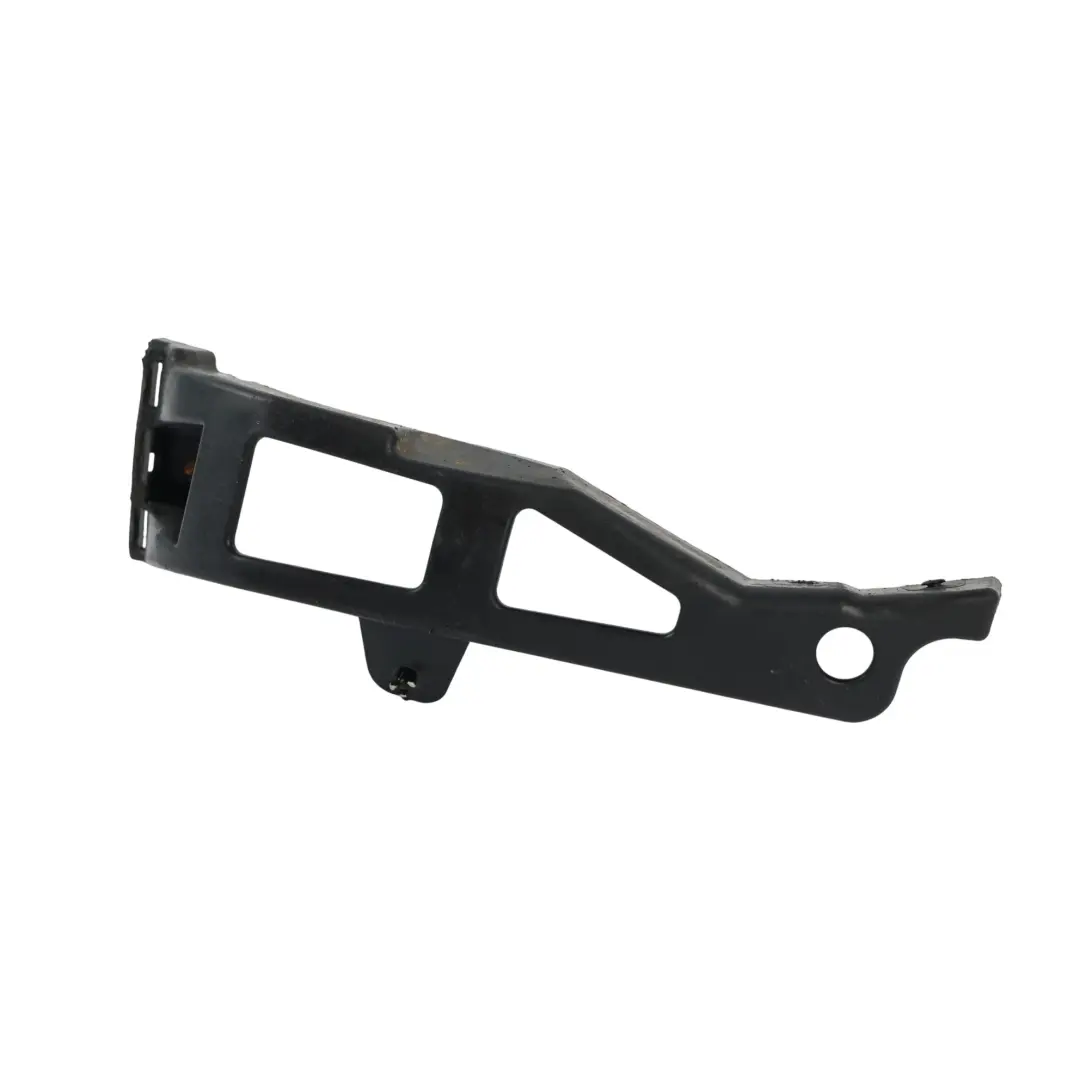 Guía Soporte Parachoques Delantero Derecho para Mercedes W176 con número de pieza A1768852200 Mercedes W176 Guía Soporte Parachoques Delantero Derecho - SKU A1768852200 - Número de pieza A1768852200