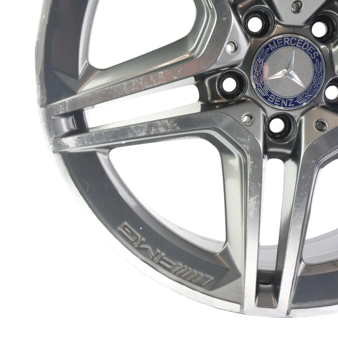 Jante Alliage 5 Double Rayon 18" 7,5J ET:49 pour Mercedes W177 V177 AMG à propos du numéro de pièce A1774011500 Mercedes W177 V177 AMG Jante Alliage 5 Double Rayon 18" 7,5J ET:49 - SKU A1774011500-3 - Numéro de pièce A1774011500