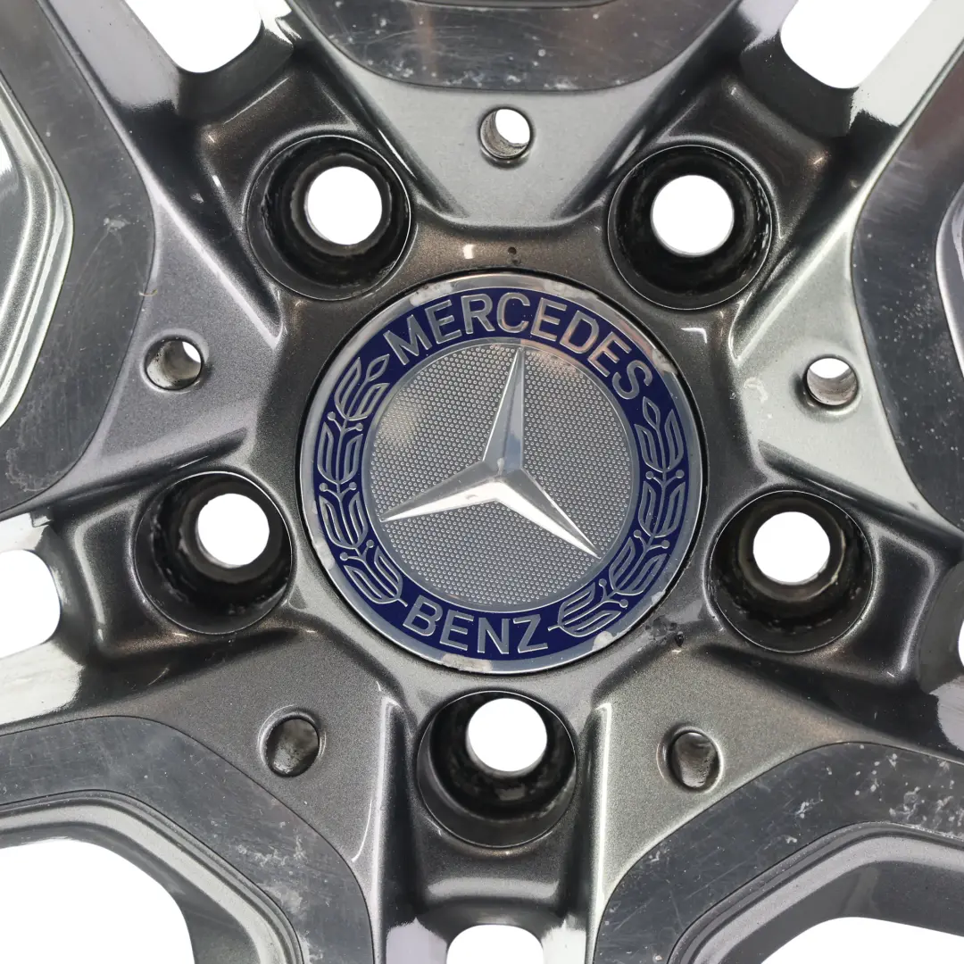 Jante Alliage 5 Double Rayon 18" 7,5J ET:49 pour Mercedes W177 V177 AMG à propos du numéro de pièce A1774011500 Mercedes W177 V177 AMG Jante Alliage 5 Double Rayon 18" 7,5J ET:49 - SKU A1774011500-3 - Numéro de pièce A1774011500