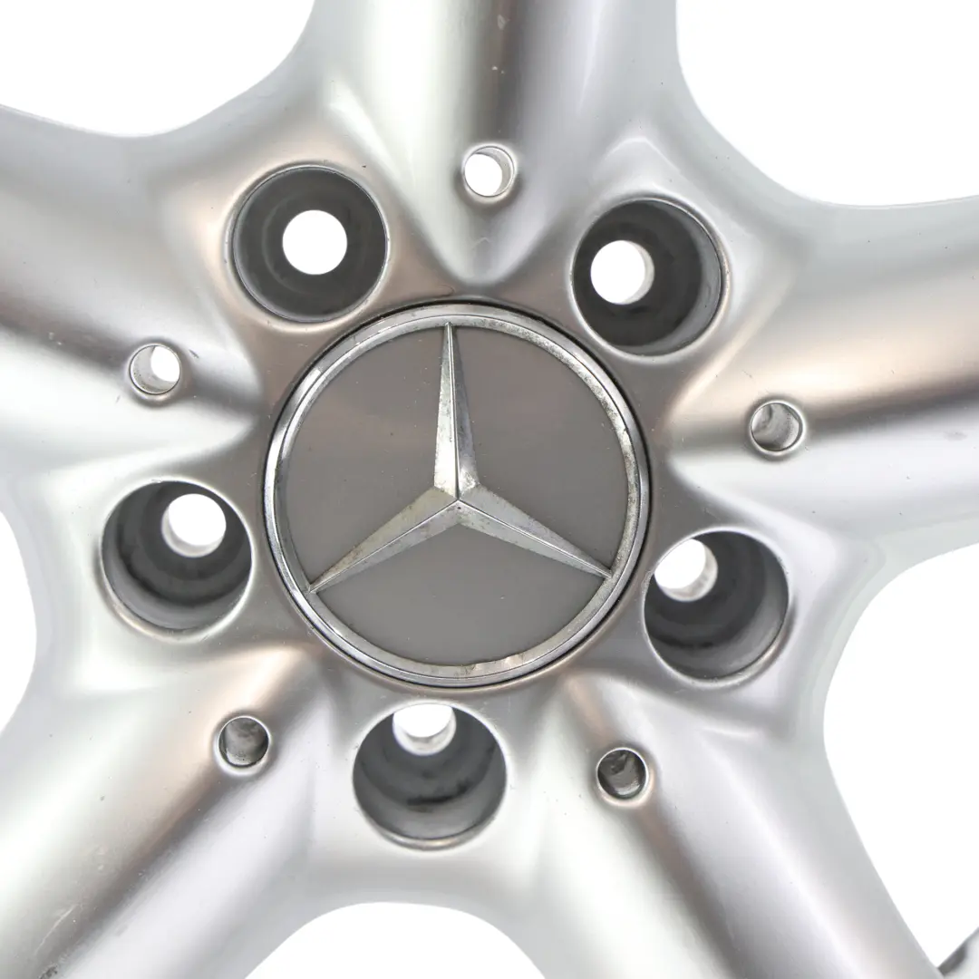 Felga Aluminiowa Srebrna 5 Ramion 17" ET:34 8,5J do Mercedes W203 o numerze A2034013502 Mercedes W203 Felga Aluminiowa Srebrna 5 Ramion 17" ET:34 8,5J - SKU A2034013502-2 - Numer Części A2034013502