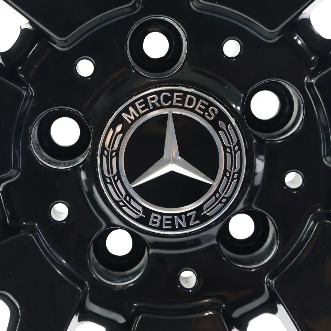 Cerchio Posteriore 18" Doppia Razza ET:54 8.5J per Mercedes W204 AMG con numero di parte A2044010704 Mercedes W204 AMG Cerchio Posteriore 18" Doppia Razza ET:54 8.5J - SKU A2044010704-3 - Numero di parte A2044010704
