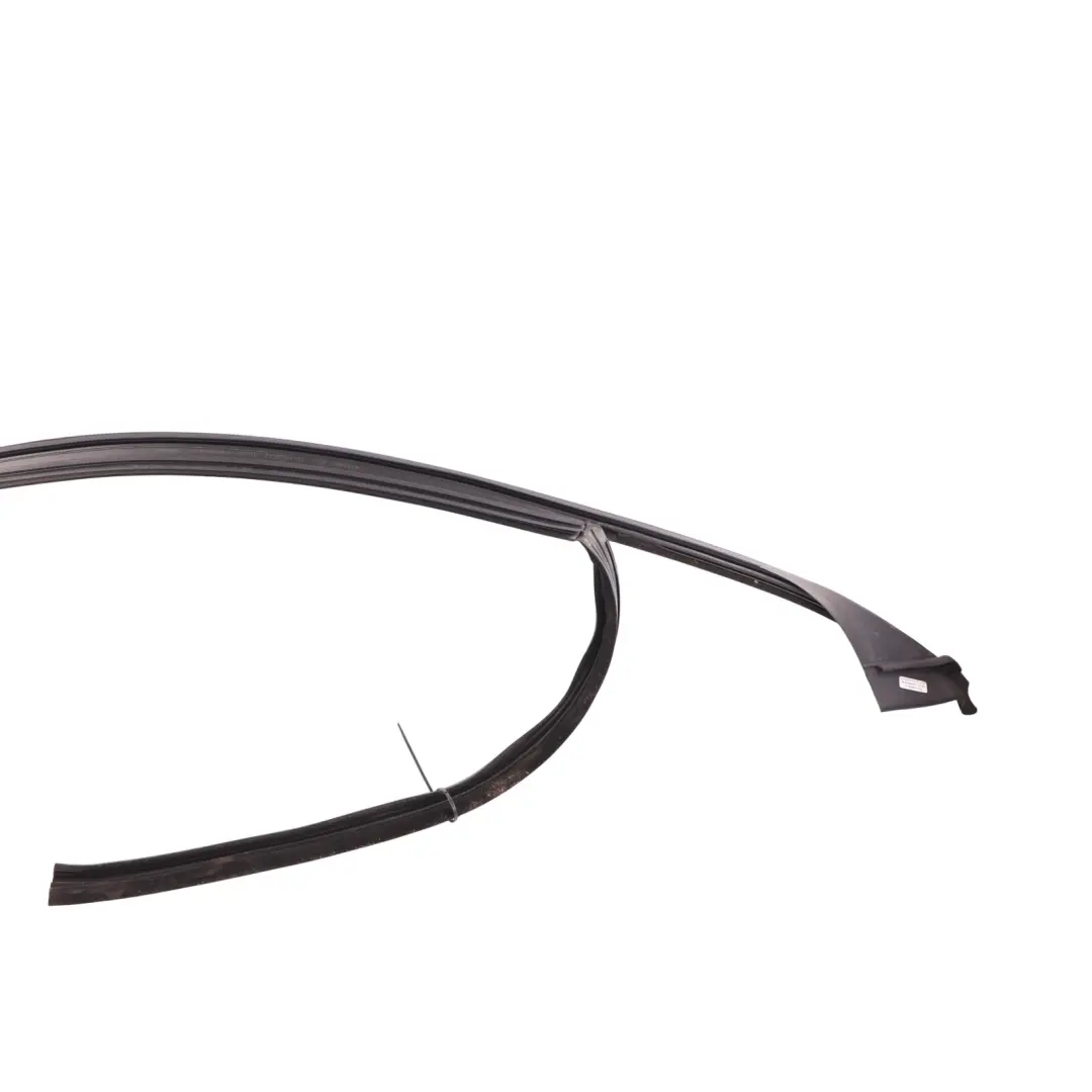 Türfenster Führungsschiene Dichtung Gummi Vorne Links für Mercedes W204 mit Teilenummer A2047251125 Mercedes W204 Türfenster Führungsschiene Dichtung Gummi Vorne Links - SKU A2047251125 - Teilenummer A2047251125