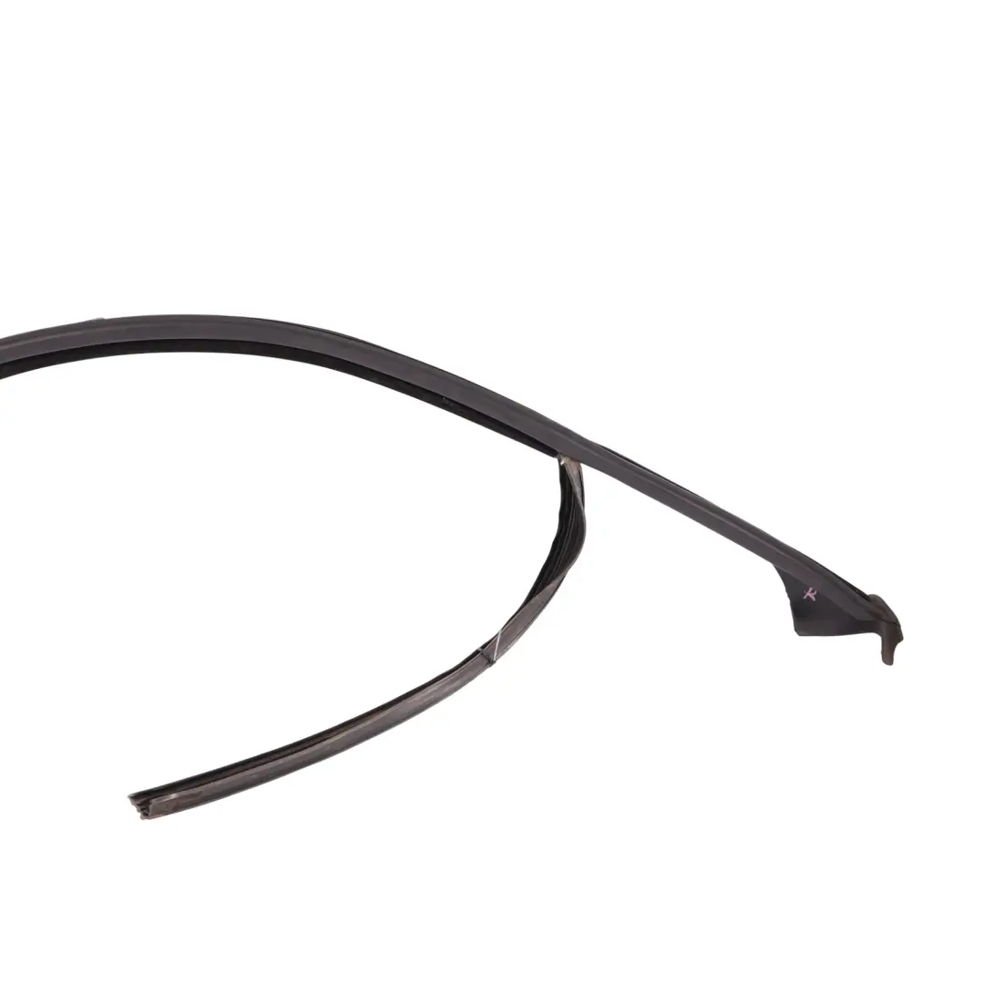 Mercedes W204 Guarnizione Guida Vetro Porta Anteriore Destra - SKU A2047251225 - Numero di parte A2047251225