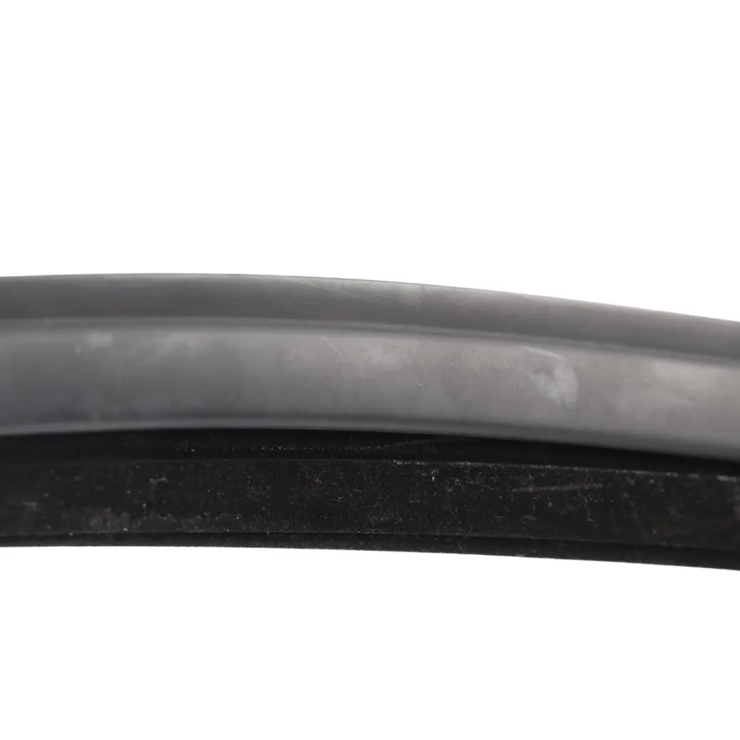 Mercedes W204 Guarnizione Guida Vetro Porta Anteriore Destra - SKU A2047251225 - Numero di parte A2047251225