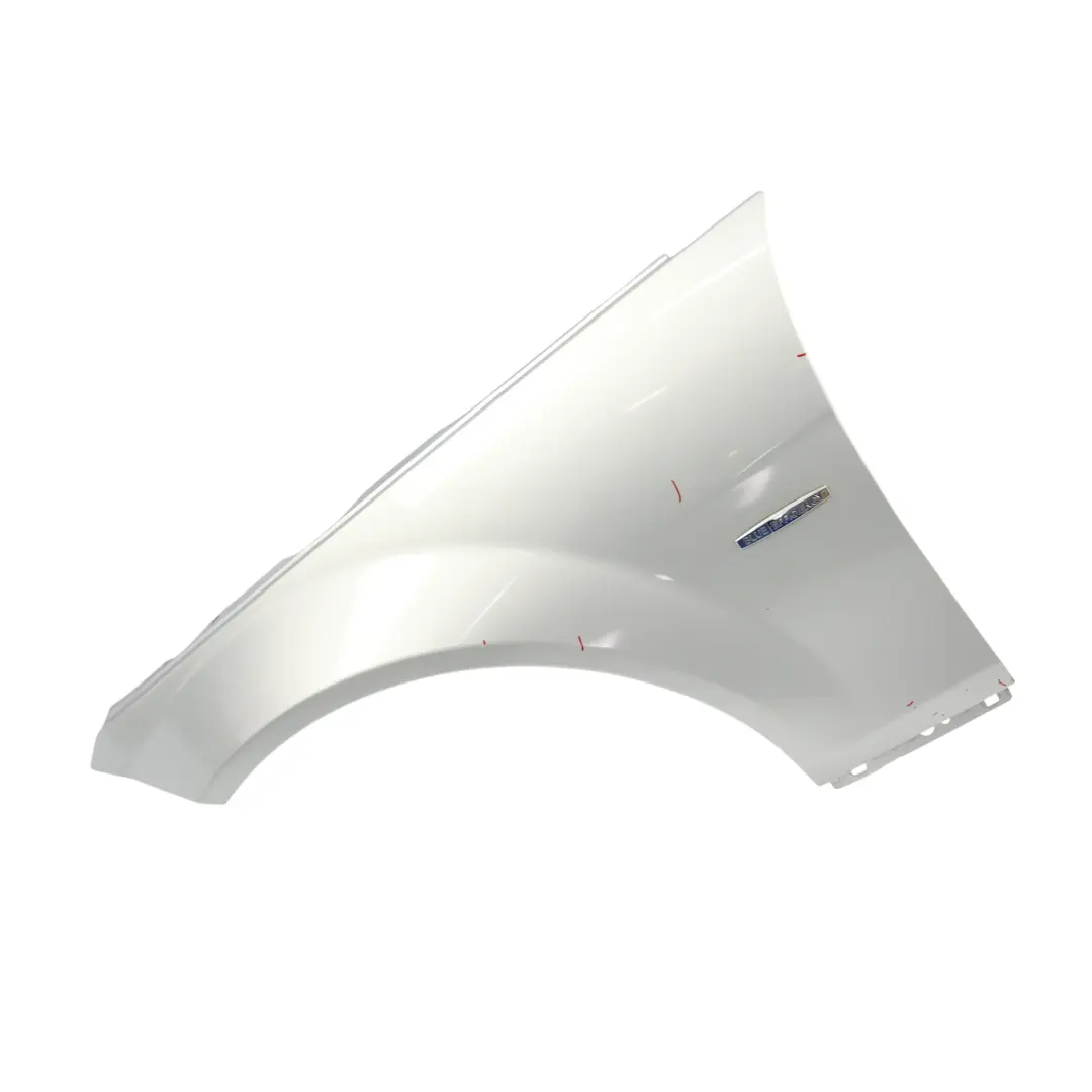 Mercedes W204 Panneau latéral l'aile avant gauche Iridium Argent 775 - SKU A2048801318-IRS2 - Numéro de pièce A2048801318