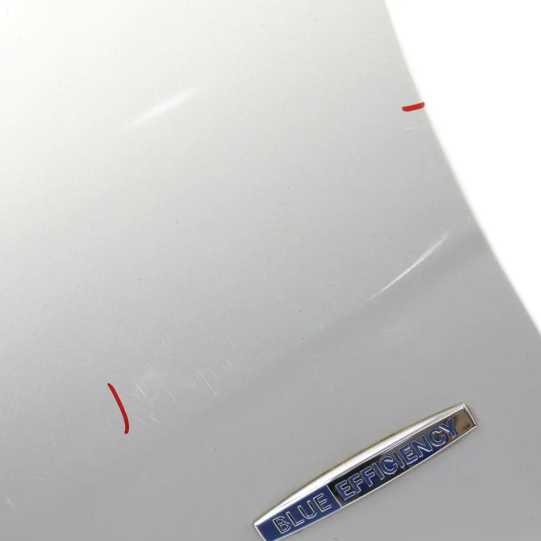 Guardabarros lateral izquierdo delantero Iridium Plata 775 para Mercedes W204 con número de pieza A2048801318 Mercedes W204 Guardabarros lateral izquierdo delantero Iridium Plata 775 - SKU A2048801318-IRS2 - Número de pieza A2048801318