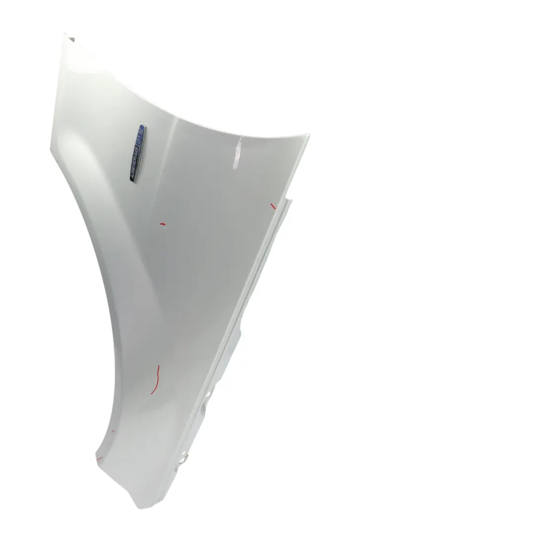 Seitenkotflügel vorne rechts Fender Iridium Silber - 775 für Mercedes W204 mit Teilenummer A2048801418 Mercedes W204 Seitenkotflügel vorne rechts Fender Iridium Silber - 775 - SKU A2048801418-IRS2 - Teilenummer A2048801418