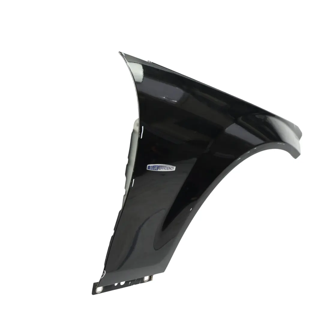 Seitenwand Vorne Rechts Kotflügel Obsidian Black Schwarz - 197 für Mercedes W204 mit Teilenummer A2048801418 Mercedes W204 Seitenwand Vorne Rechts Kotflügel Obsidian Black Schwarz - 197 - SKU A2048801418-OB1 - Teilenummer A2048801418