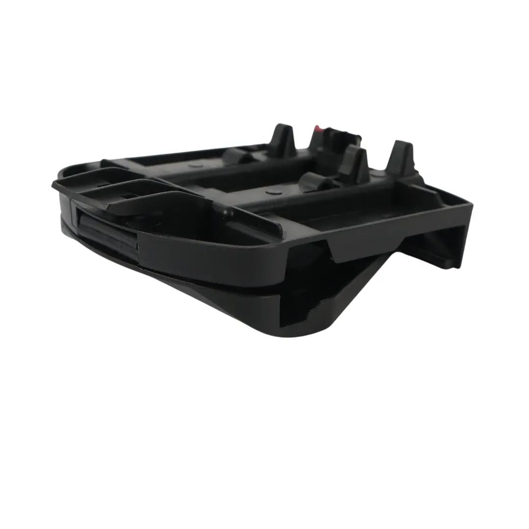 Dreiecks Halterung Mercedes W204 W212 Warn Blink Halter für mit Teilenummer A2048900114 Dreiecks Halterung Mercedes W204 W212 Warn Blink Halter - SKU A2048900114 - Teilenummer A2048900114