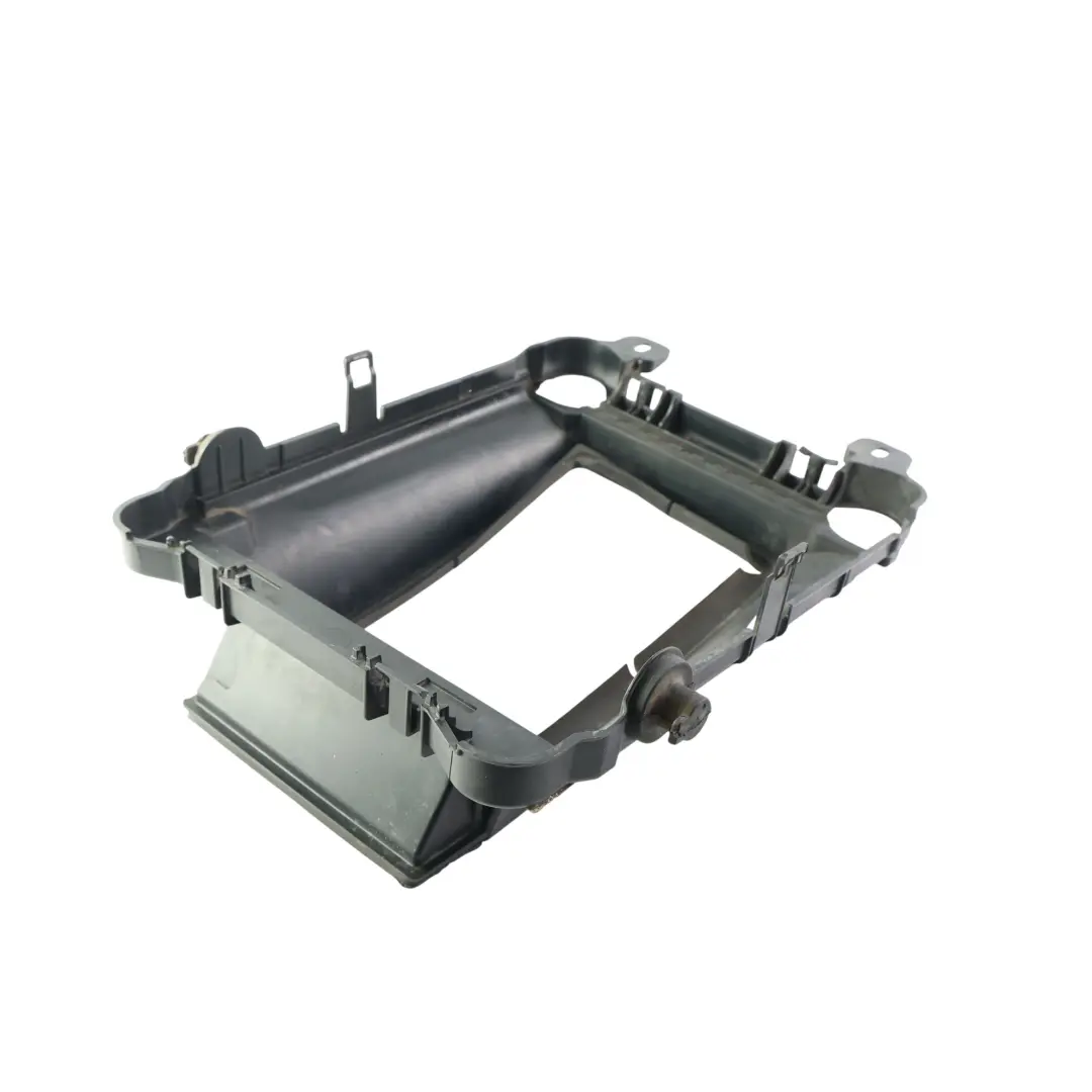 Mercedes W205 AMG Support Fixation Passage de Roue Radiateur - SKU A2055000100 - Numéro de pièce A2055000100
