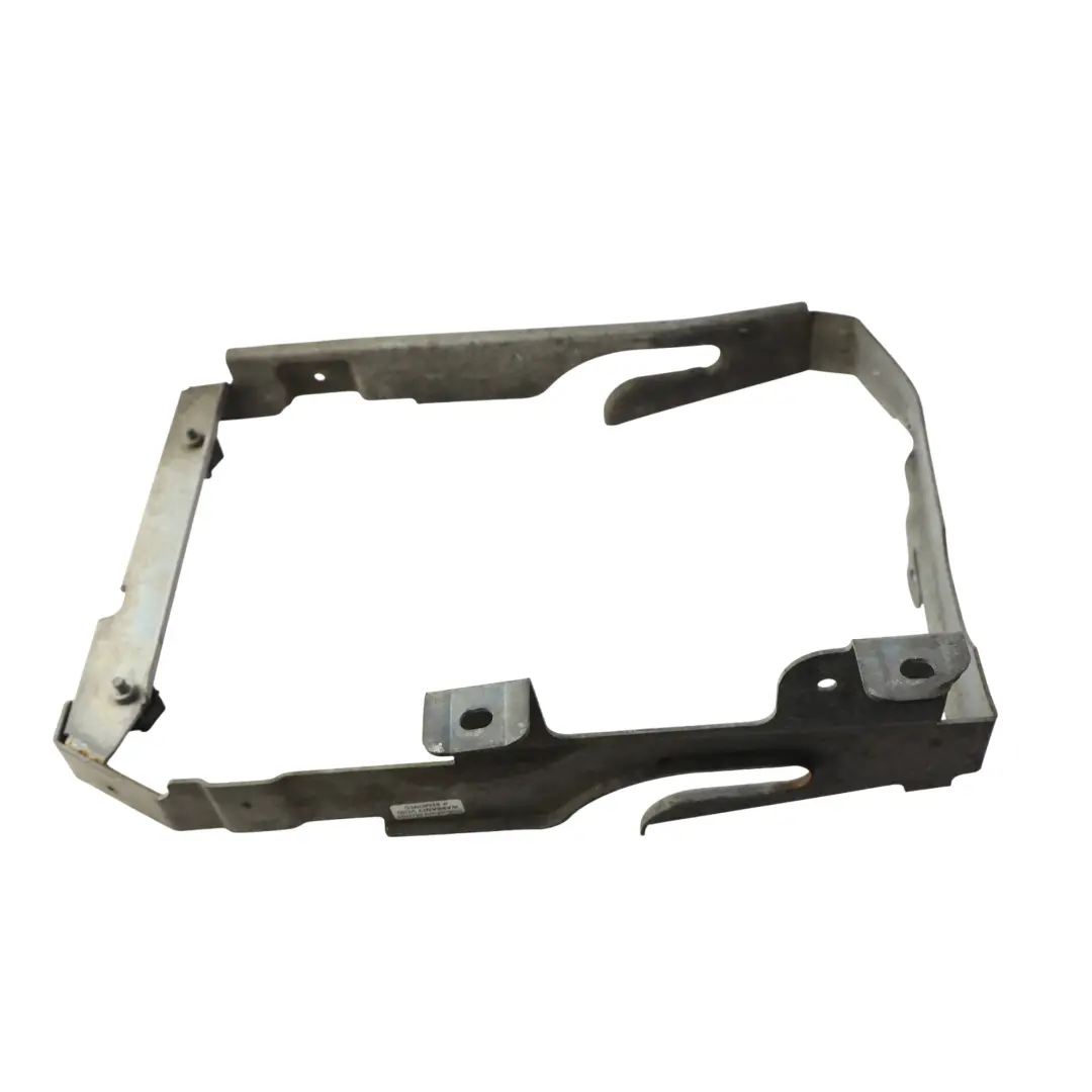 C63 AMG Wheel Arch Duct Holder Guide Front Right O/S to Mercedes W205 with Part number A2055003900 Mercedes W205 C63 AMG Wheel Arch Duct Holder Guide Front Right O/S - SKU A2055003900 - Part number A2055003900