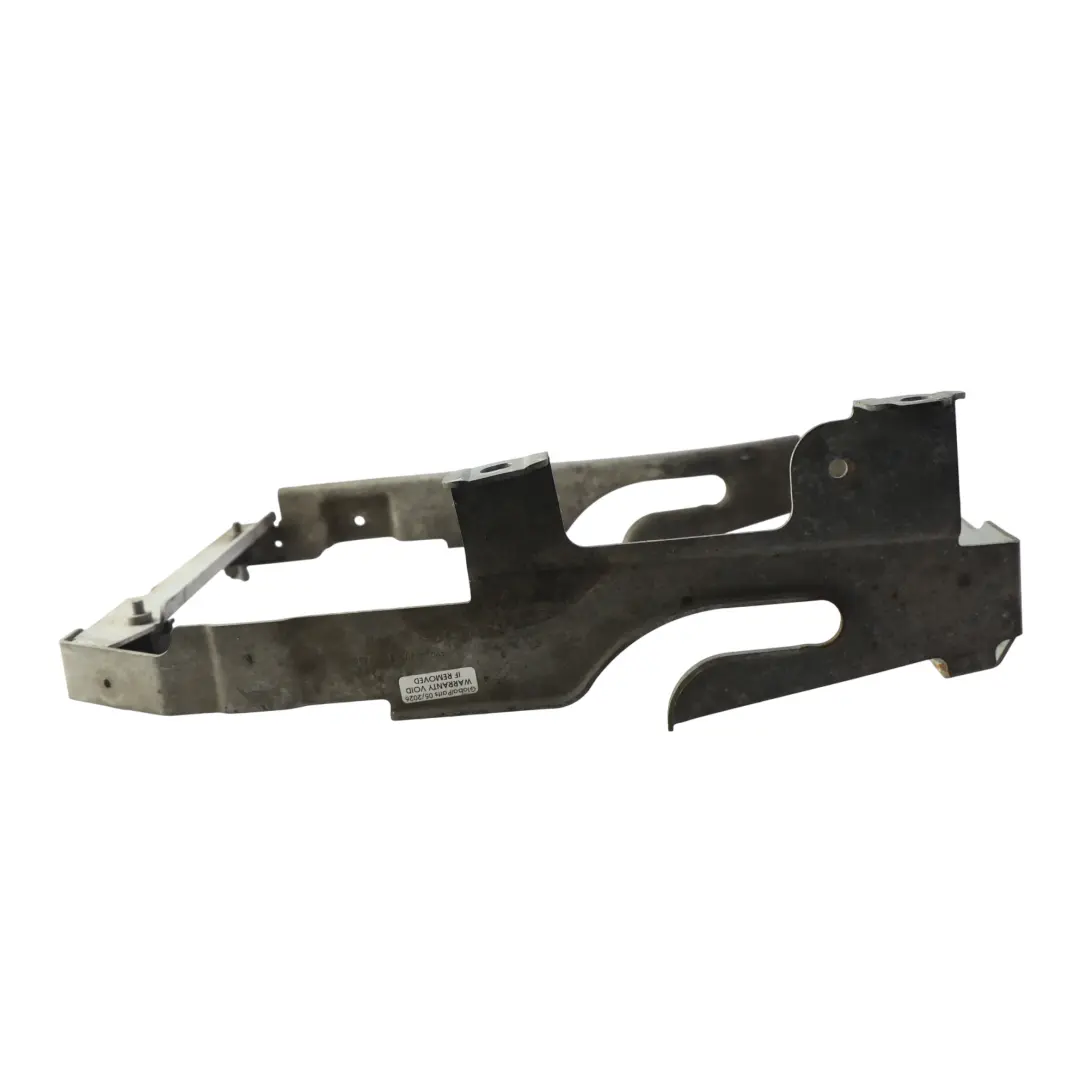Mercedes W205 C63 AMG Radkasten Kanal Halter Führung Vorne Rechts - SKU A2055003900 - Teilenummer A2055003900