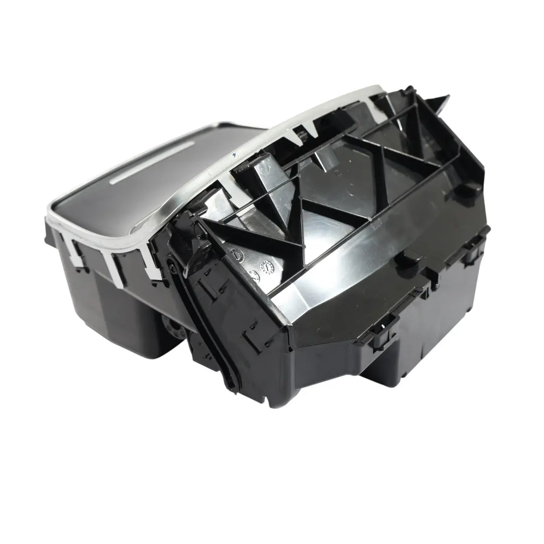 Consola Central Delantera Portavasos Negro 12V para Mercedes W205 con número de pieza A2056801005 Mercedes W205 Consola Central Delantera Portavasos Negro 12V - SKU A2056801005-3 - Número de pieza A2056801005