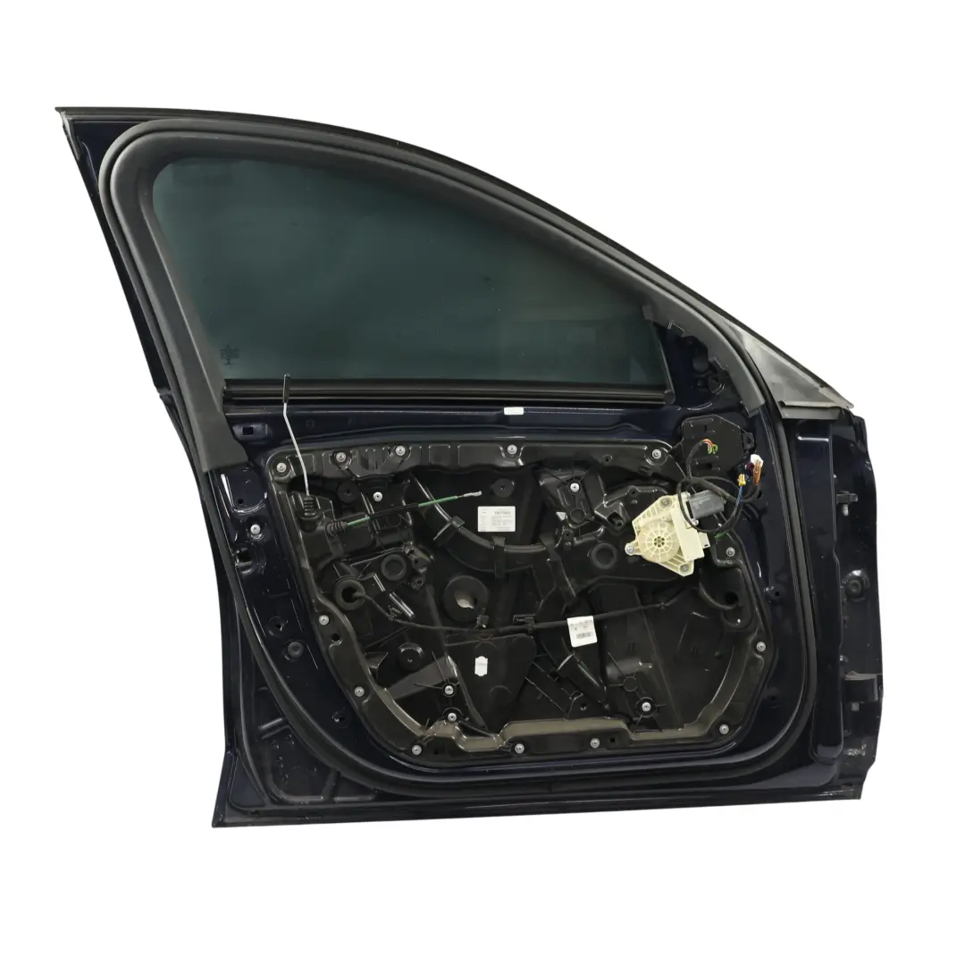Drzwi Przednie Lewe Niebieskie Kavansite Metalik 890 do Mercedes W205 o numerze A2057200105 Mercedes W205 Drzwi Przednie Lewe Niebieskie Kavansite Metalik 890 - SKU A2057200105-CVB - Numer Części A2057200105