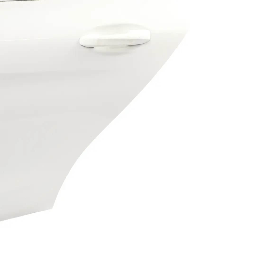 Drzwi Lewe Tylne Polar White Biały - 149 do Mercedes W205 o numerze A2057300105 Mercedes W205 Drzwi Lewe Tylne Polar White Biały - 149 - SKU A2057300105-POL1 - Numer Części A2057300105