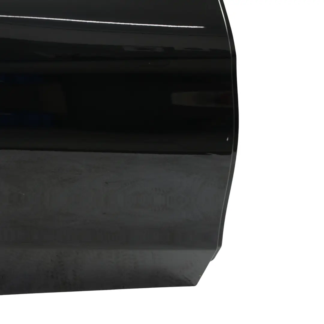 Mercedes W205 Puerta Trasera Derecha Negro - 040 - SKU A2057300205-BLA - Número de pieza A2057300205