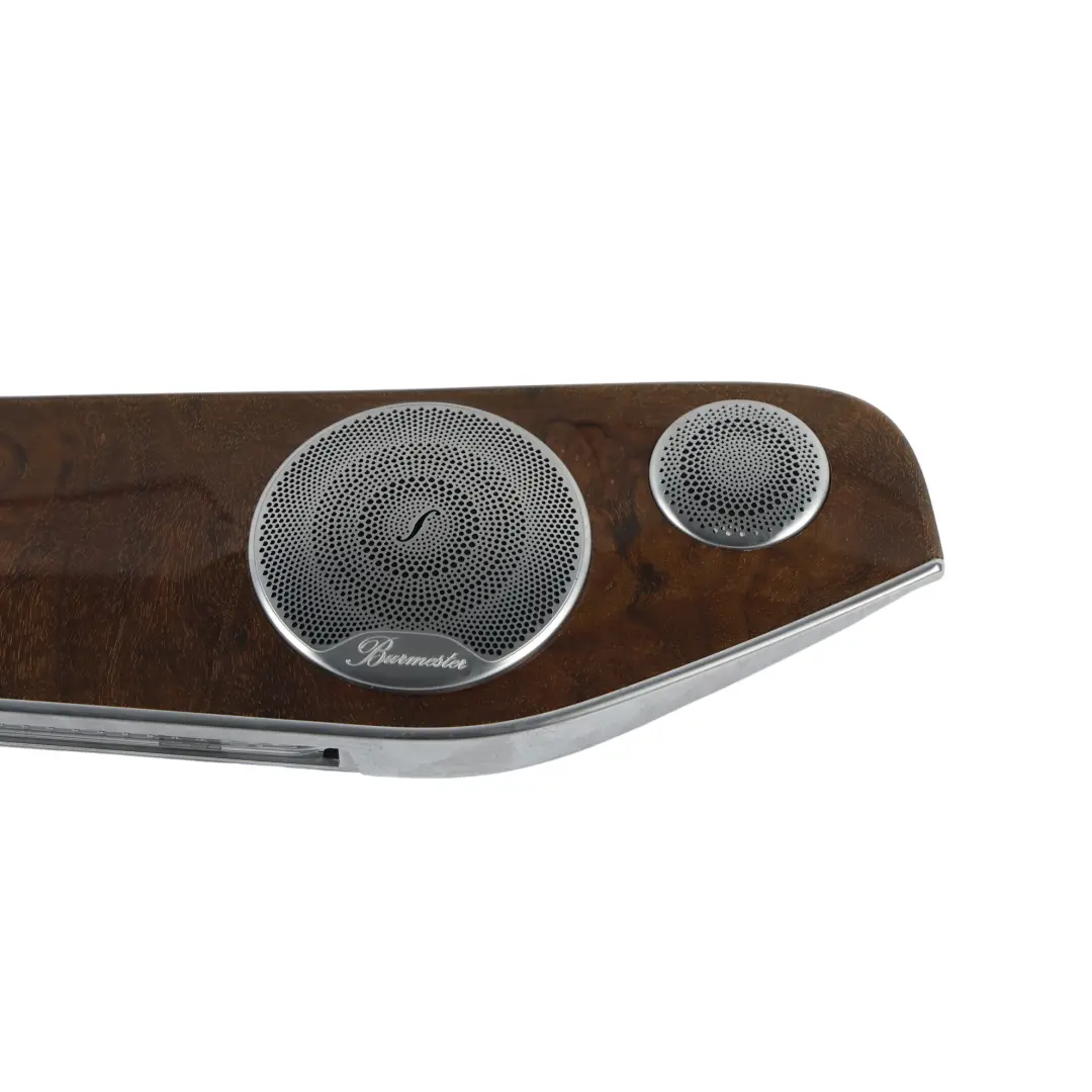 Mercedes W205 Panel Moldura Puerta Burmester Nogal Trasero Izquierdo - SKU A2057304322 - Número de pieza A2057304322
