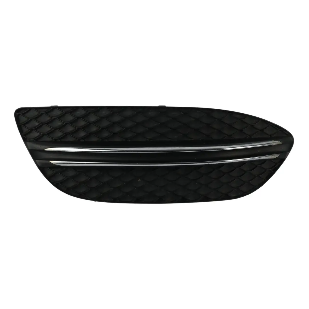 Grille Calandre Avant Garniture Panneau Gauche pour Mercedes W205 à propos du numéro de pièce A2058851123 Mercedes W205 Grille Calandre Avant Garniture Panneau Gauche - SKU A2058851123 - Numéro de pièce A2058851123