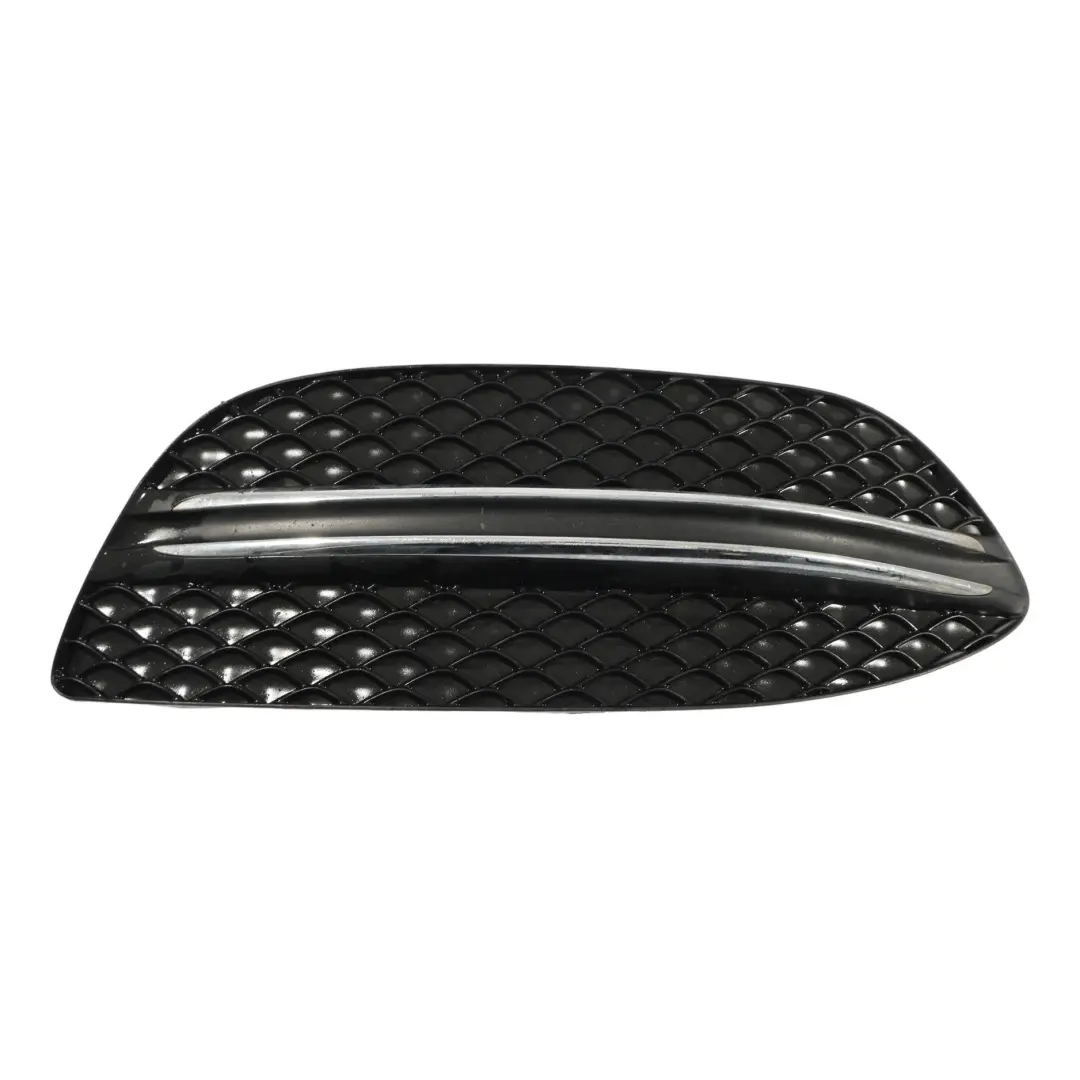 Mercedes W205 Grille Calandre Pare-Chocs Avant Côté Droit - SKU A2058851223 - Numéro de pièce A2058851223