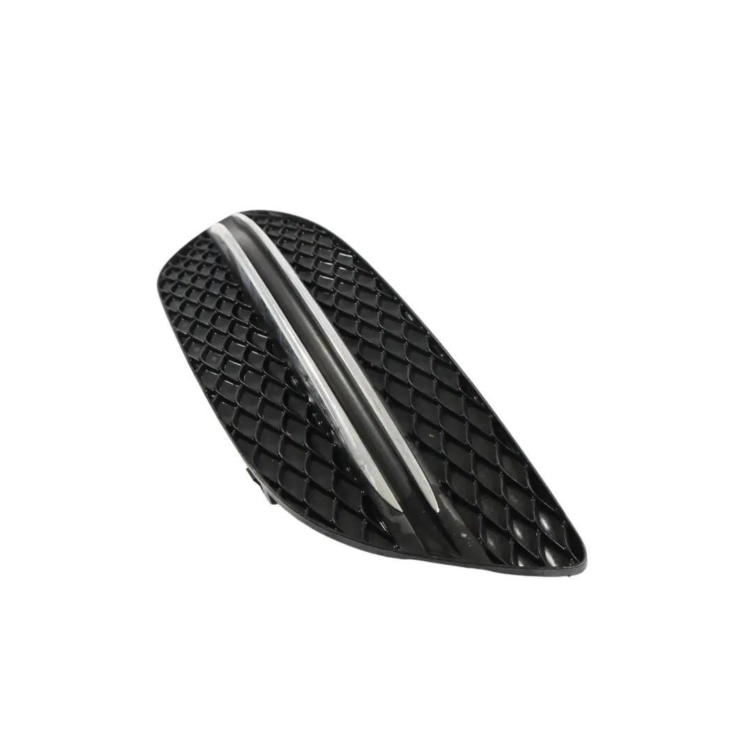 Mercedes W205 Rejilla Lateral Parachoques Delantero Derecho - SKU A2058851223 - Número de pieza A2058851223