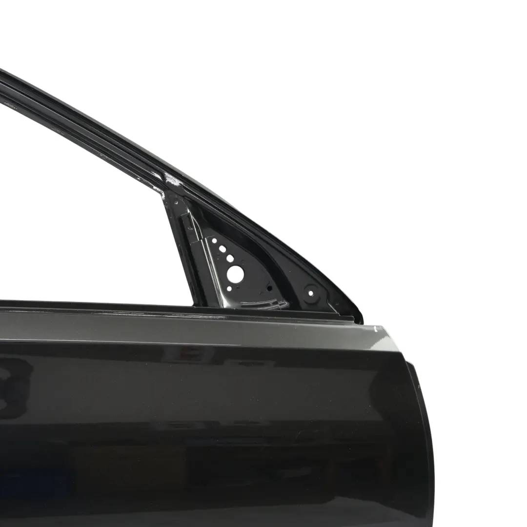 Mercedes W206 Tür Vorne Rechts Graphit Grau Metallic 831 - SKU A2067206200-GRG - Teilenummer A2067206200