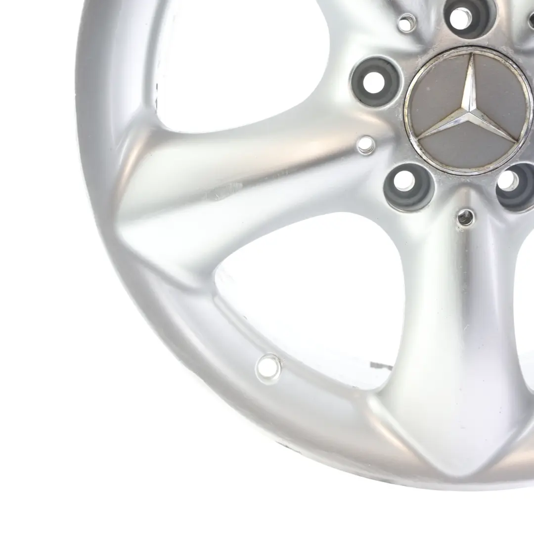Silberne Leichtmetall felge vorne 17" ET:36 7,5J für Mercedes W203 W209 mit Teilenummer A2094010502 Mercedes W203 W209 Silberne Leichtmetall felge vorne 17" ET:36 7,5J - SKU A2094010502-1 - Teilenummer A2094010502