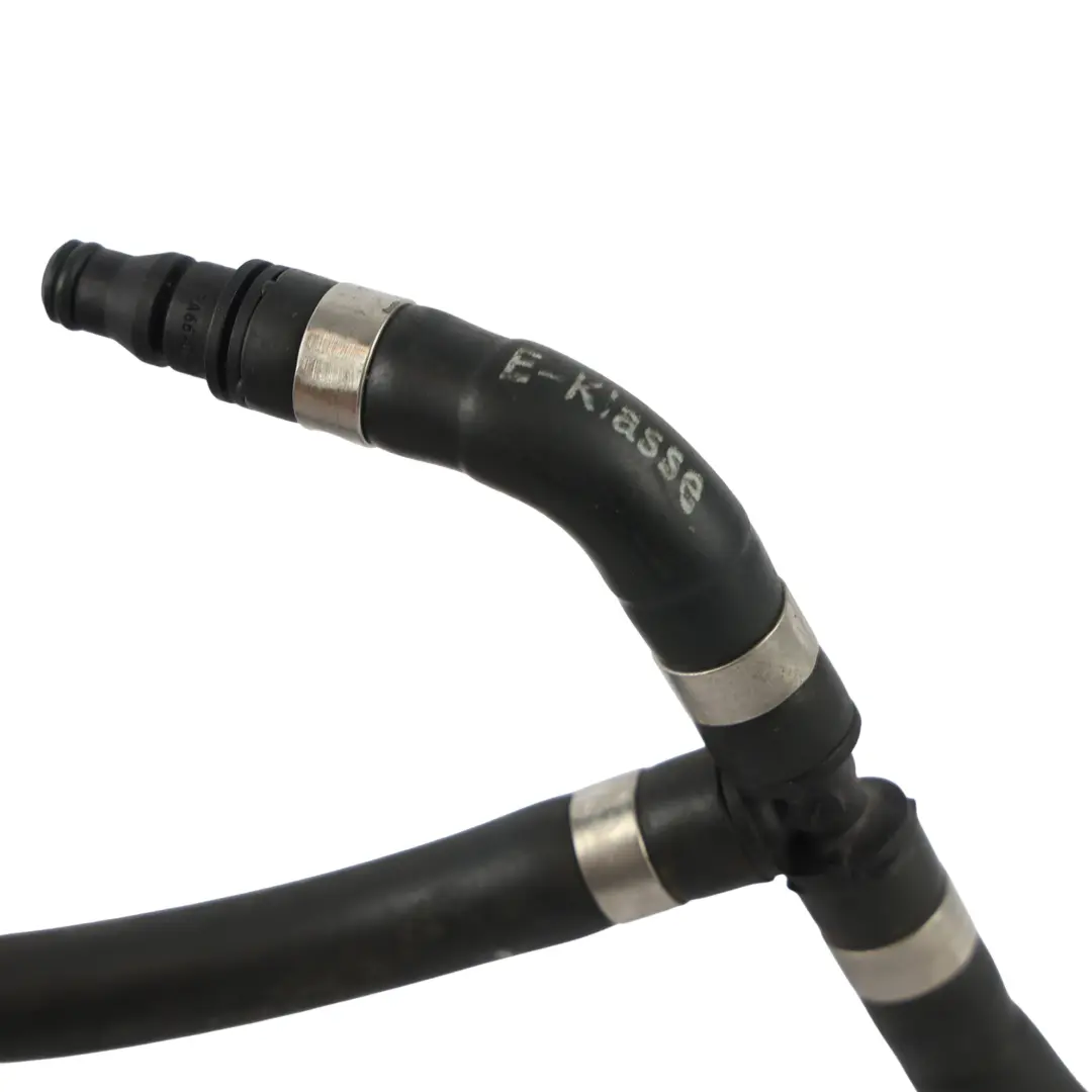 Tanque de Expansión Manguera OM651 Agua Tubería para Mercedes W212 con número de pieza A2125013625 Mercedes W212 Tanque de Expansión Manguera OM651 Agua Tubería - SKU A2125013625 - Número de pieza A2125013625