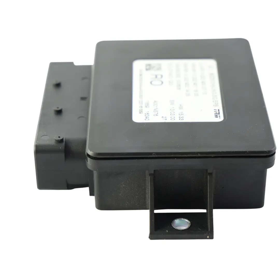Parking Brake Control Module ECU to Mercedes W222 W205 Electric with Part number A2229002713 Mercedes W222 W205 Electric Parking Brake Control Module ECU - SKU A2229002713 - Part number A2229002713