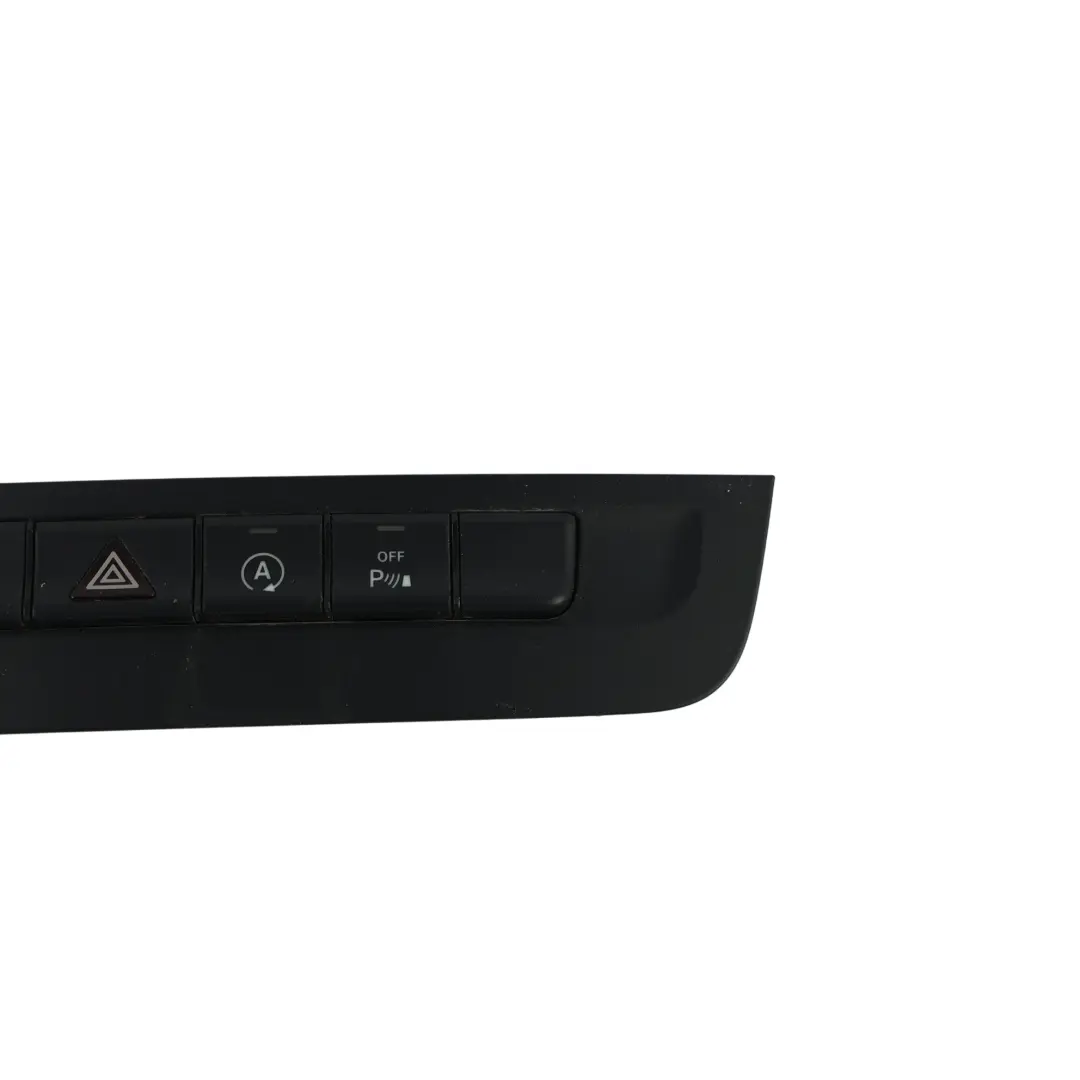 Mercedes C117 Warnblinklicht Schalter Mittelkonsole Bedienfeld - SKU A2469053302 - Teilenummer A2469053302