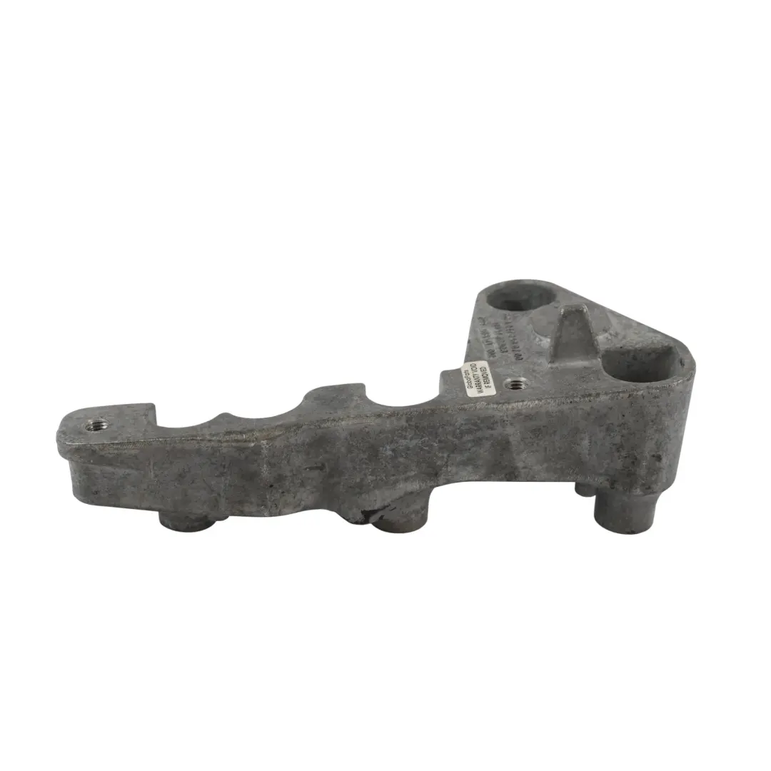 Wspornik Mocowania Silnika do Mercedes W177 B-Class W247 o numerze A2472400700 Mercedes W177 B-Class W247 Wspornik Mocowania Silnika - SKU A2472400700 - Numer Części A2472400700