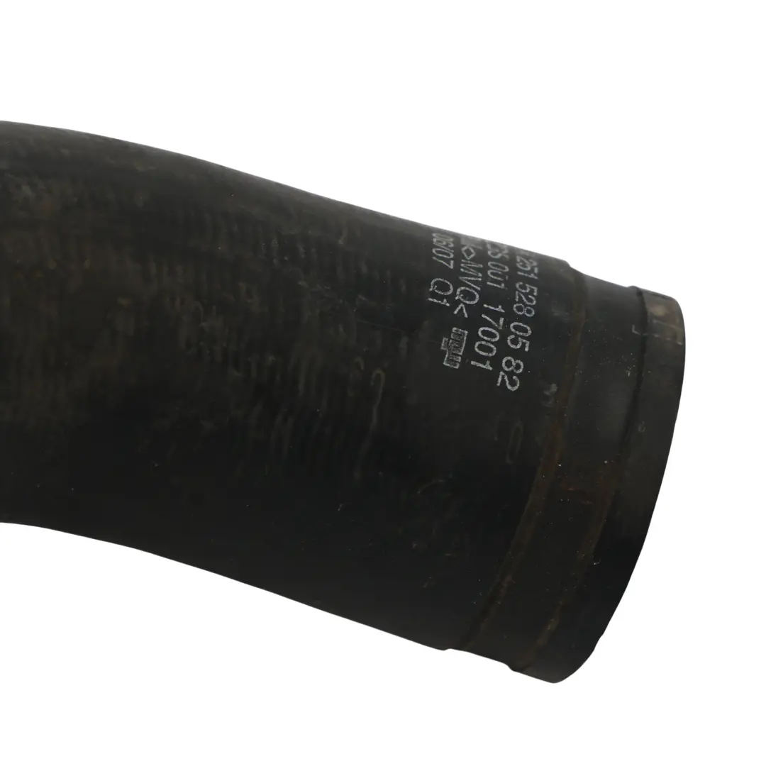 Ladeluftkühler Rohr Schlauch Leitung OM642 Diesel für Mercedes W251 mit Teilenummer A2515280582 Mercedes W251 Ladeluftkühler Rohr Schlauch Leitung OM642 Diesel - SKU A2515280582 - Teilenummer A2515280582