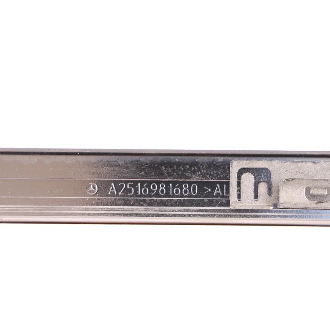 Door Window Seal Gasket Strip Moulding Right O/S to Mercedes W251 Rear with Part number A2516904280 Mercedes W251 Rear Door Window Seal Gasket Strip Moulding Right O/S - SKU A2516904280 - Part number A2516904280