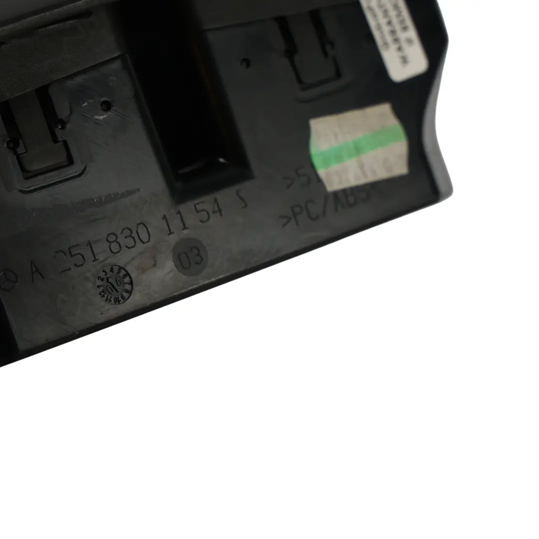 Griglia Bocchetta Aria Posteriore Console Centrale per Mercedes W251 con numero di parte A2518301154 Mercedes W251 Griglia Bocchetta Aria Posteriore Console Centrale - SKU A2518301154 - Numero di parte A2518301154
