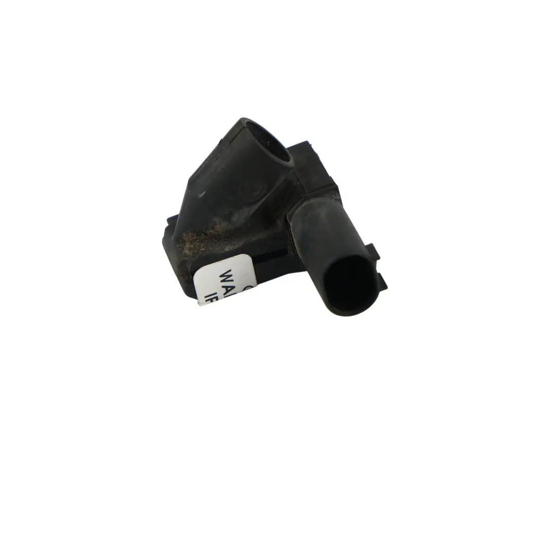 Scheibenwaschanlage Düse Vorne Rechts für Mercedes W251 mit Teilenummer A2518600247 Mercedes W251 Scheibenwaschanlage Düse Vorne Rechts - SKU A2518600247 - Teilenummer A2518600247