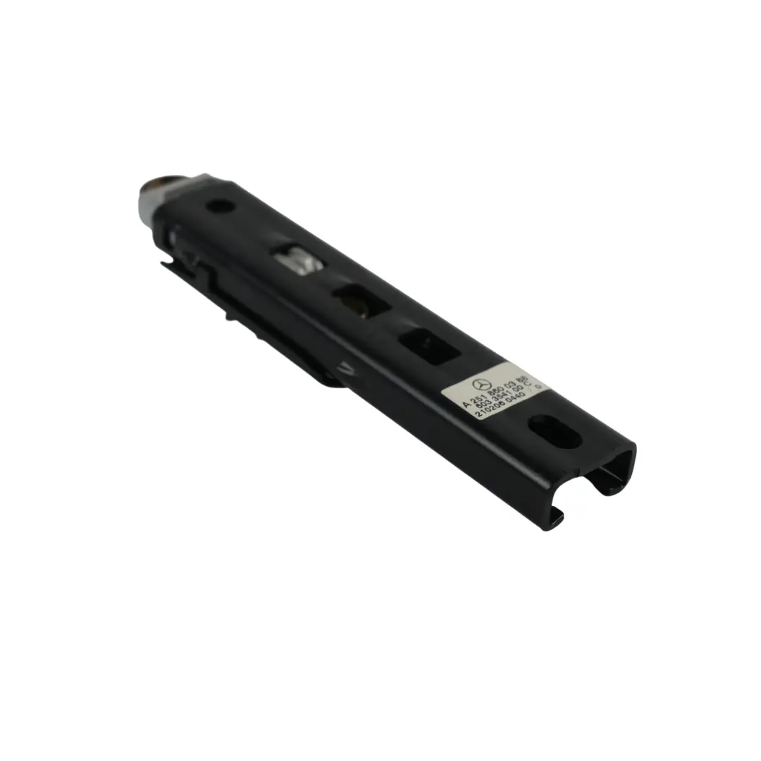 Mercedes W251 Vordersitz Sicherheitsgurt Regler Einsteller - SKU A2518600388 - Teilenummer A2518600388