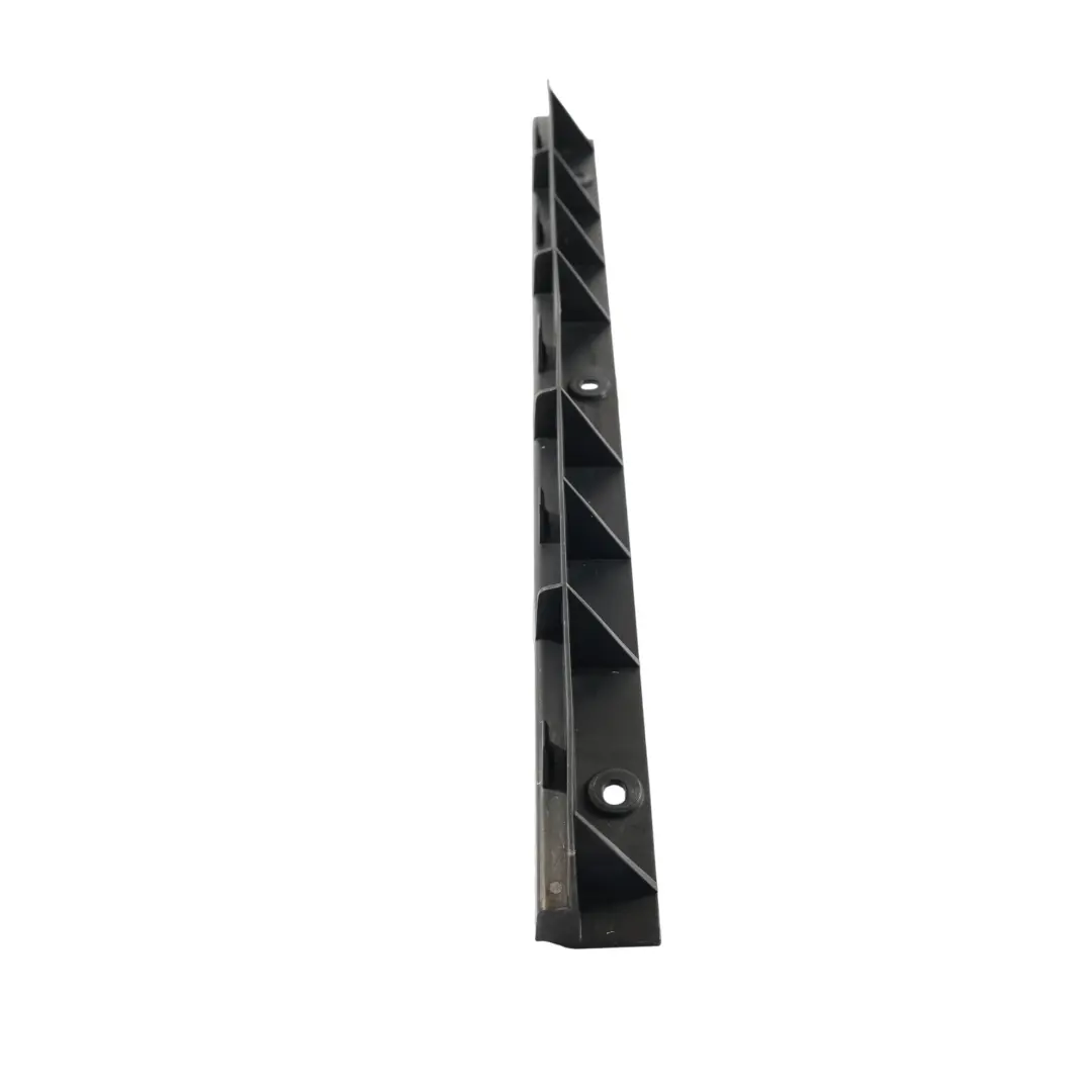 Staffa Supporto Paraurti Posteriore Centrale per Mercedes V251 con numero di parte A2518851421 Mercedes V251 Staffa Supporto Paraurti Posteriore Centrale - SKU A2518851421 - Numero di parte A2518851421