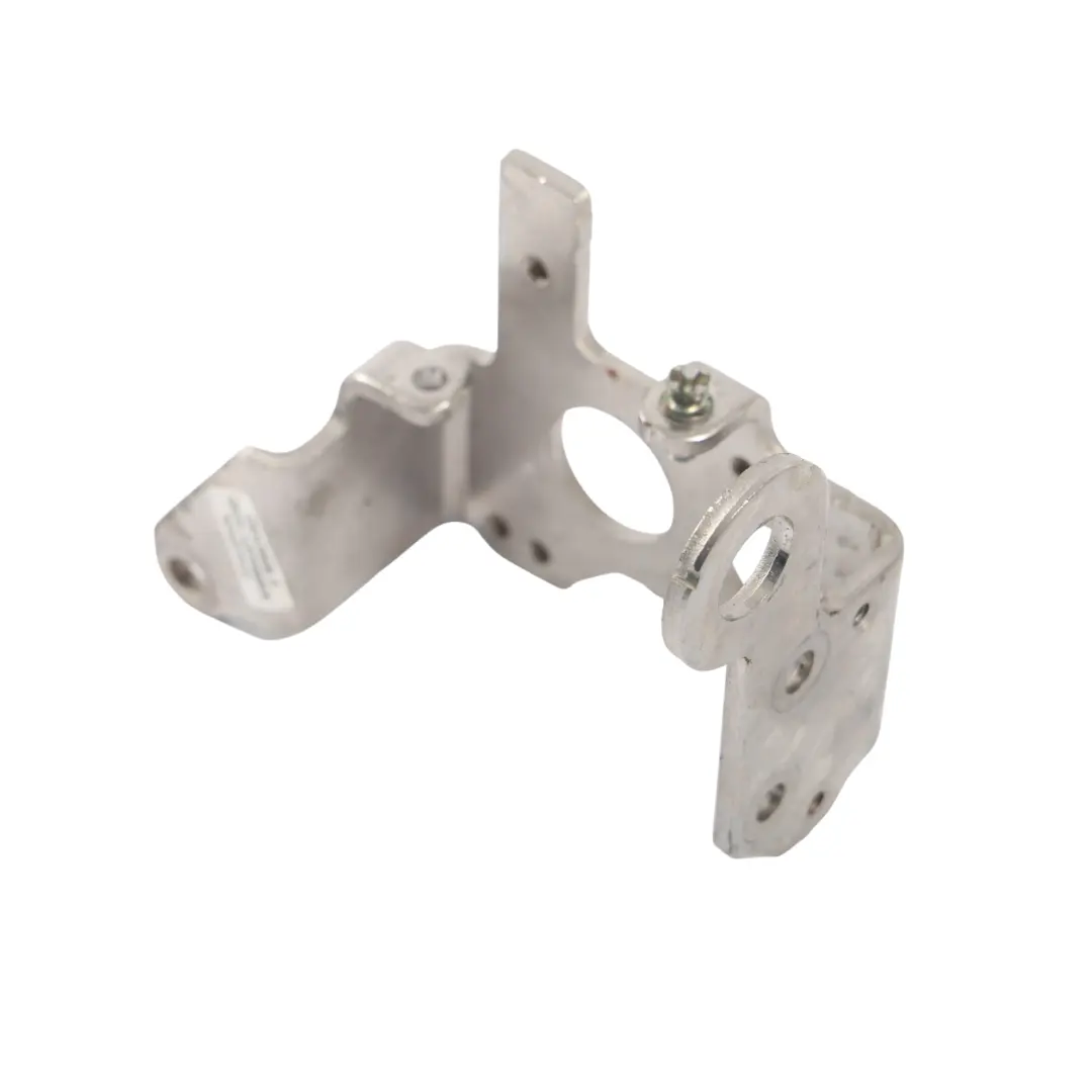 Zylinder Hinten Öse Halterung für Mercedes W204 W205 W212 S213 mit Teilenummer A2742230141 Mercedes W204 W205 W212 S213 Zylinder Hinten Öse Halterung - SKU A2742230141 - Teilenummer A2742230141