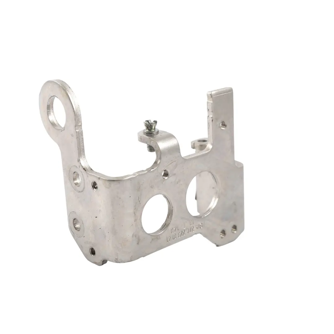 Occhiello Sollevamento Posteriore per Mercedes W204 W205 W212 S213 con numero di parte A2742230141 Mercedes W204 W205 W212 S213 Occhiello Sollevamento Posteriore - SKU A2742230141 - Numero di parte A2742230141