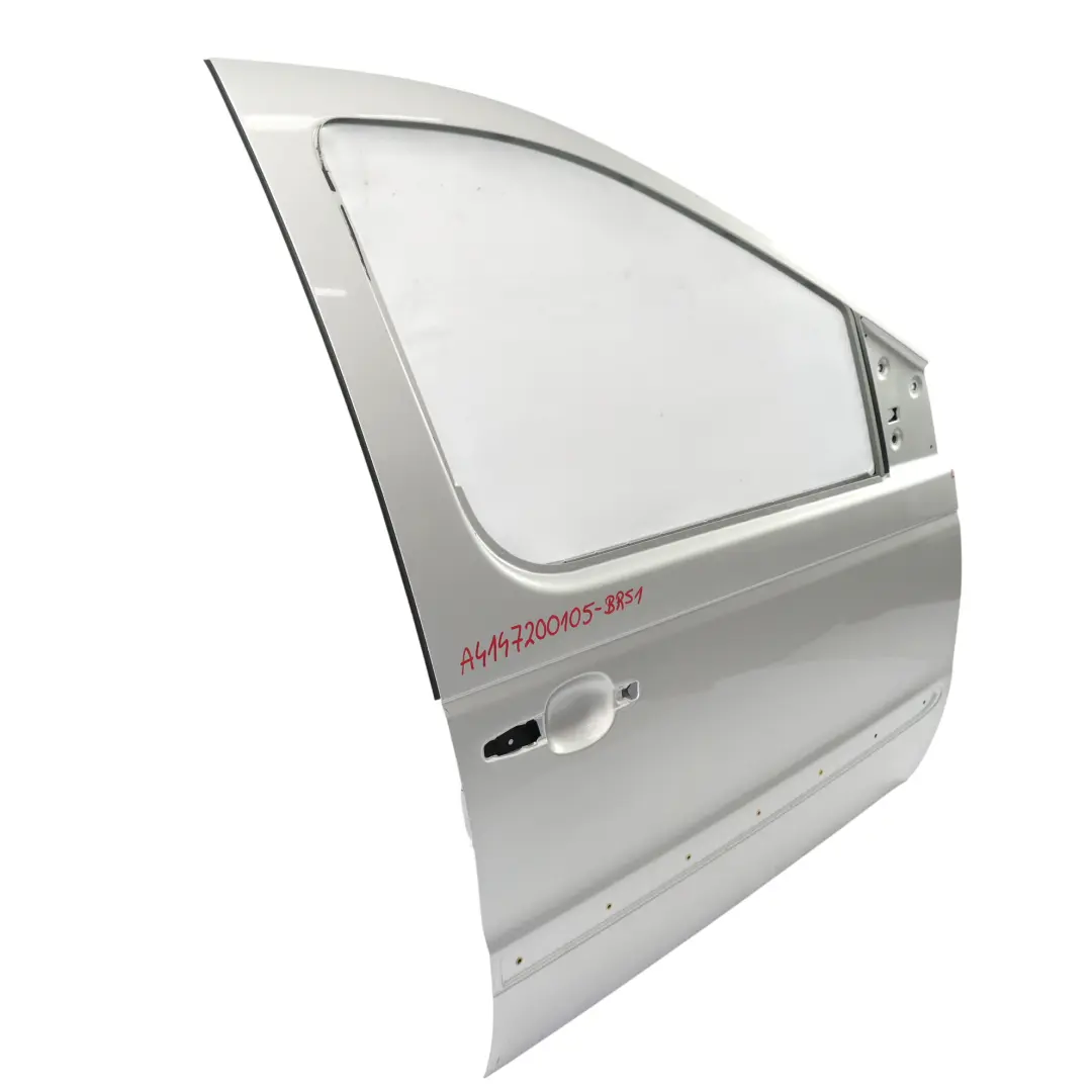 Mercedes W414 Vaneo Porta Anteriore Destra Argento Brillante Metallizzato 9744 - SKU A4147200105-BRS1 - Numero di parte A4147200105