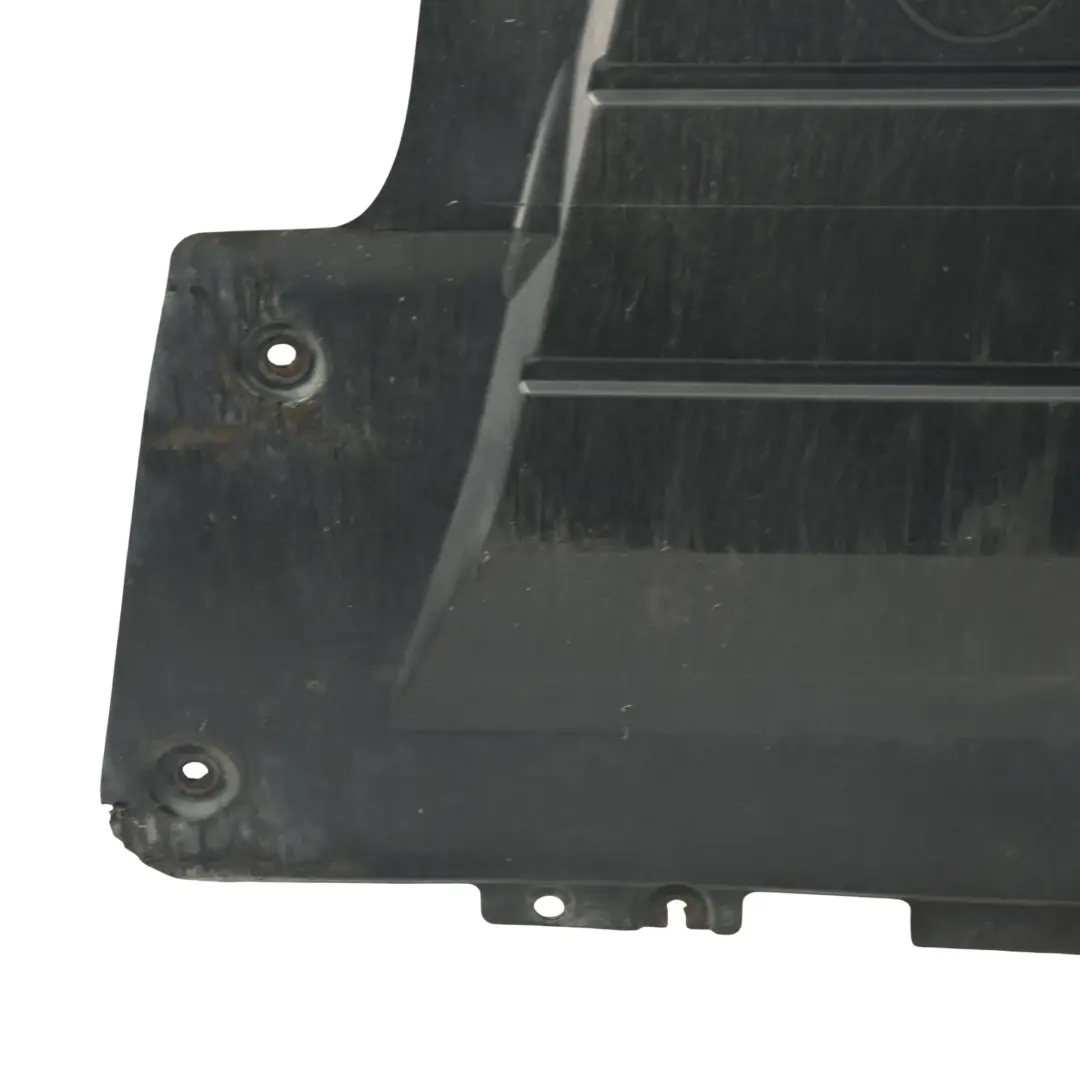 Motorraum Unterbodenverkleidung OM607 8200431054 für Mercedes W415 mit Teilenummer A4155240001 Mercedes W415 Motorraum Unterbodenverkleidung OM607 8200431054 - SKU A4155240001 - Teilenummer A4155240001