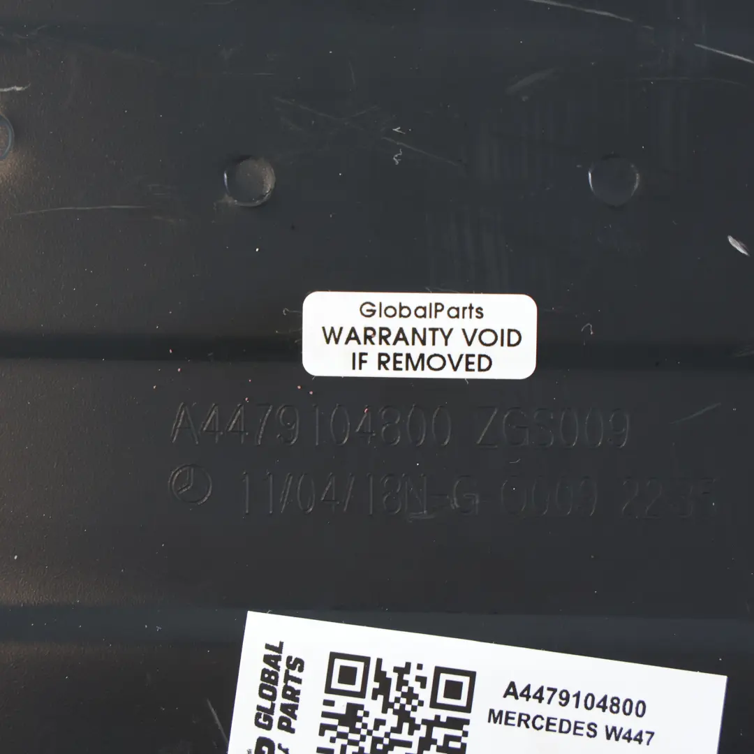 Podstawa Siedzenia Przedni Prawy do Mercedes W447 o numerze A4479104800 Mercedes W447 Podstawa Siedzenia Przedni Prawy - SKU A4479104800 - Numer Części A4479104800