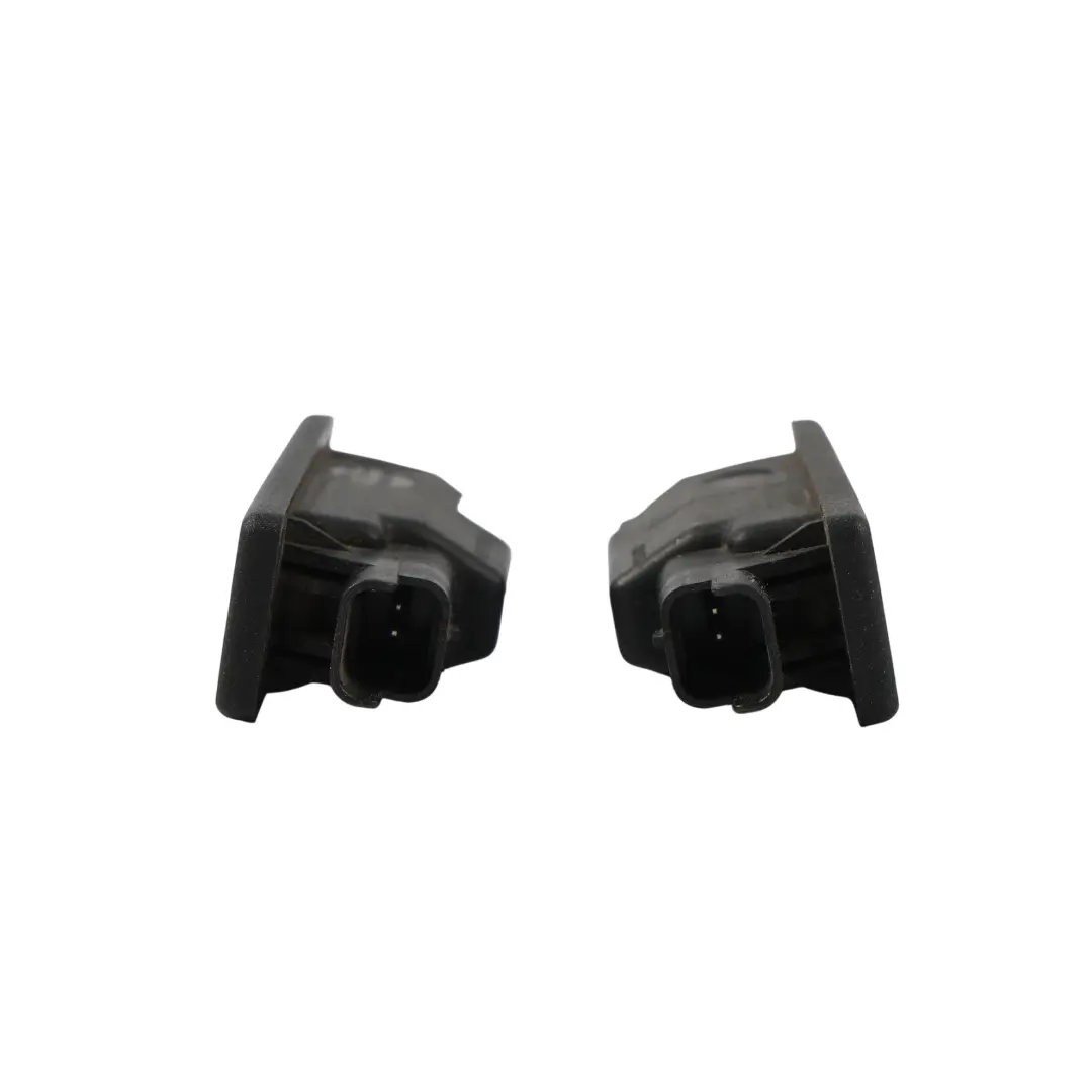Lampe Plaque Immatriculation pour Mercedes Vito W639 Sprinter W906 à propos du numéro de pièce A6398200256 Mercedes Vito W639 Sprinter W906 Lampe Plaque Immatriculation - SKU A6398200256-2 - Numéro de pièce A6398200256