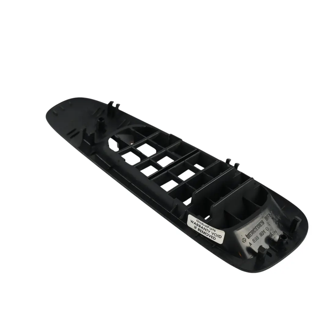 Mercedes W639 Lüftungsgitter Armaturenbrett Schwarz Rechts - SKU A6398310100 - Teilenummer A6398310100