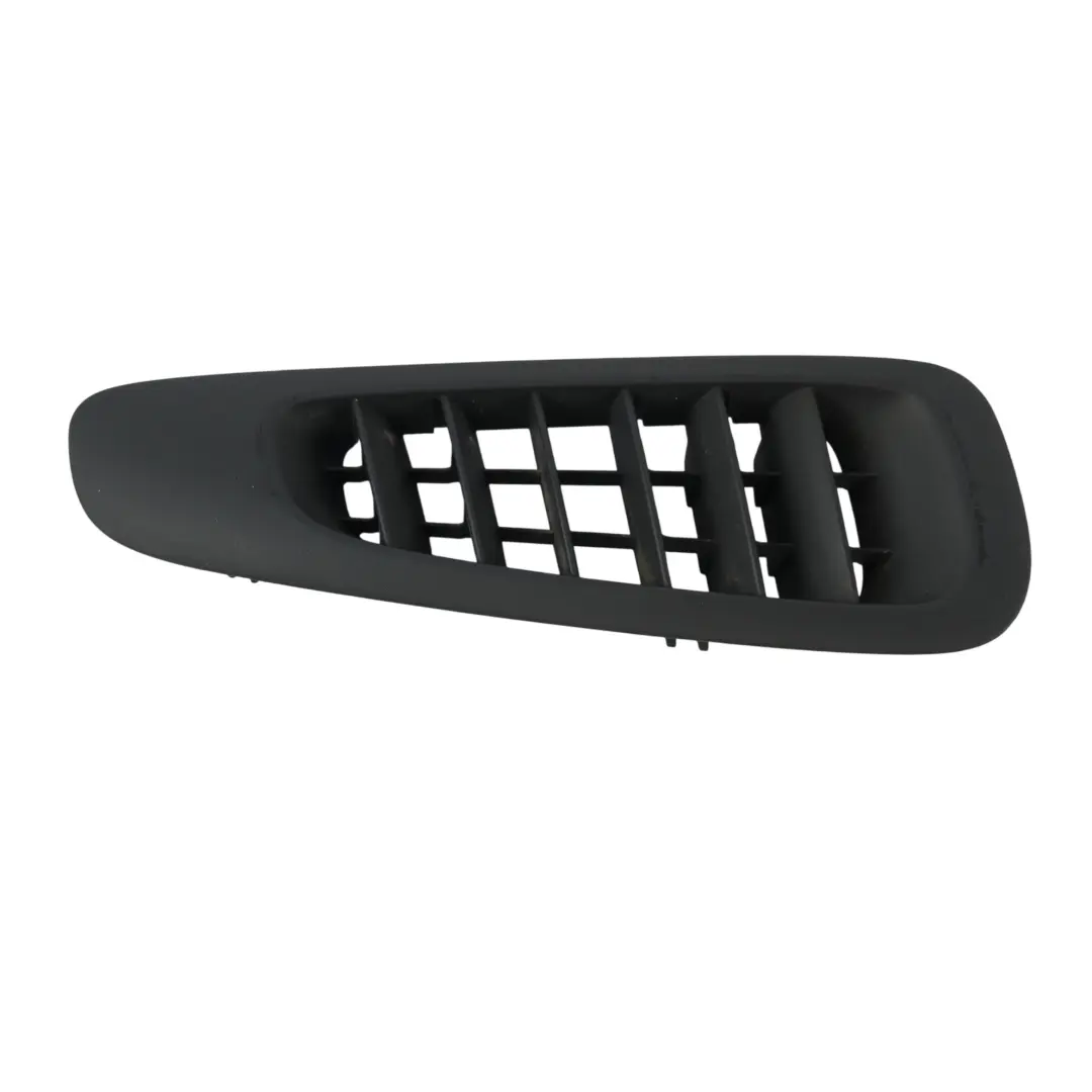 Rejilla Ventilación Aire Frontal Negra Derecha para Mercedes W639 con número de pieza A6398310100 Mercedes W639 Rejilla Ventilación Aire Frontal Negra Derecha - SKU A6398310100 - Número de pieza A6398310100