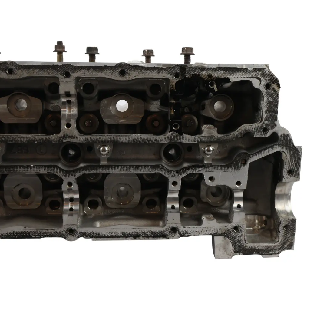 Mercedes C218 Testata Cilindri Destra 350 CDI 642853 Diesel - SKU A6420100421 - Numero di parte A6420100421