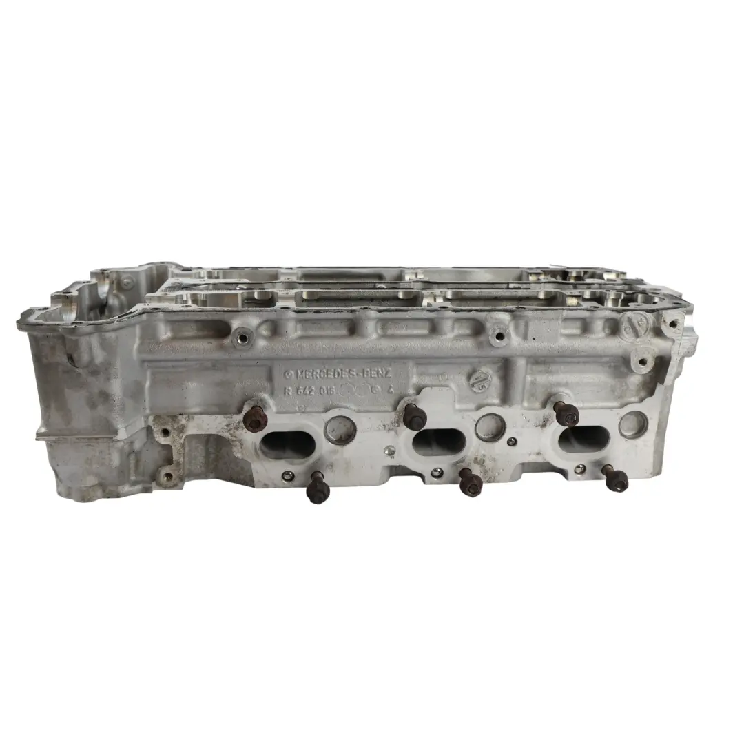 Mercedes A207 C218 Culasse Gauche 350 CDI 642853 Diesel - SKU A6420104506 - Numéro de pièce A6420104506