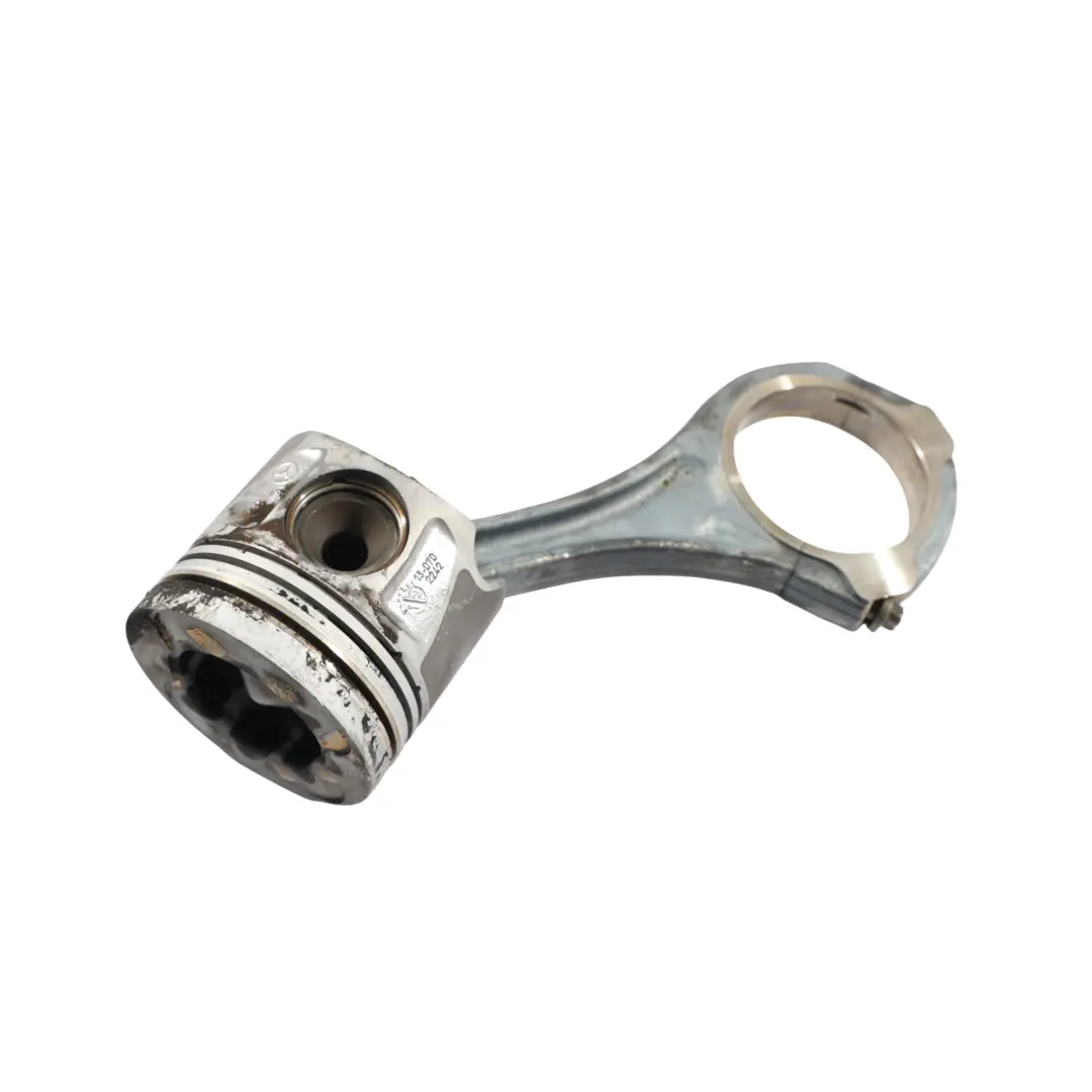 Pistón Izquierdo 642853 Diesel 350 CDI BlueEfficiency para Mercedes C218 con número de pieza A6420300518 Mercedes C218 Pistón Izquierdo 642853 Diesel 350 CDI BlueEfficiency - SKU A6420300518 - Número de pieza A6420300518