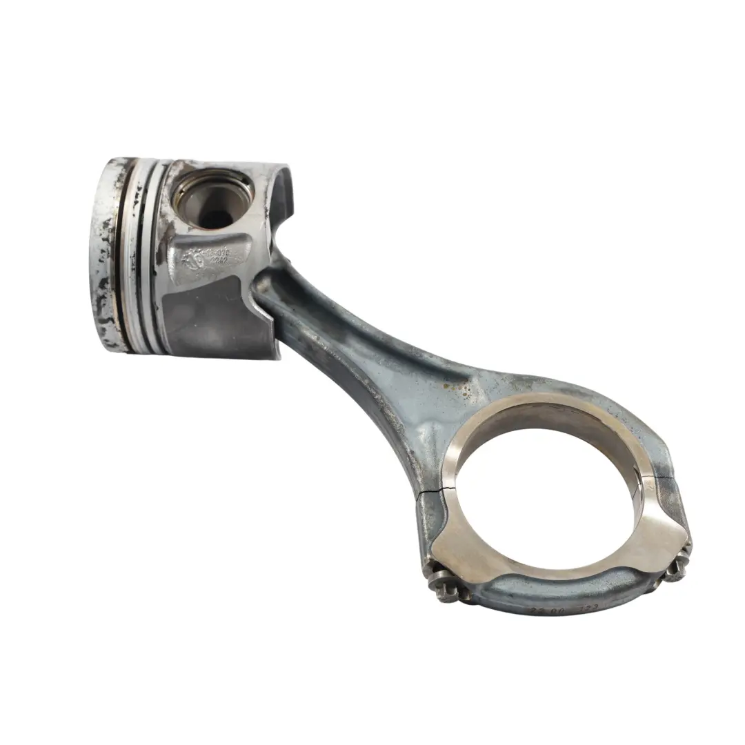 Mercedes C218 Kolben Links 642853 Diesel 350 CDI BlueEfficiency - SKU A6420300518 - Teilenummer A6420300518