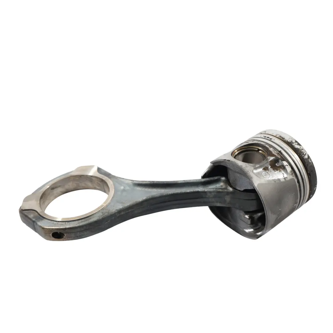 Mercedes C218 Pistone Sinistro 642853 Diesel 350 CDI BlueEfficiency - SKU A6420300518 - Numero di parte A6420300518